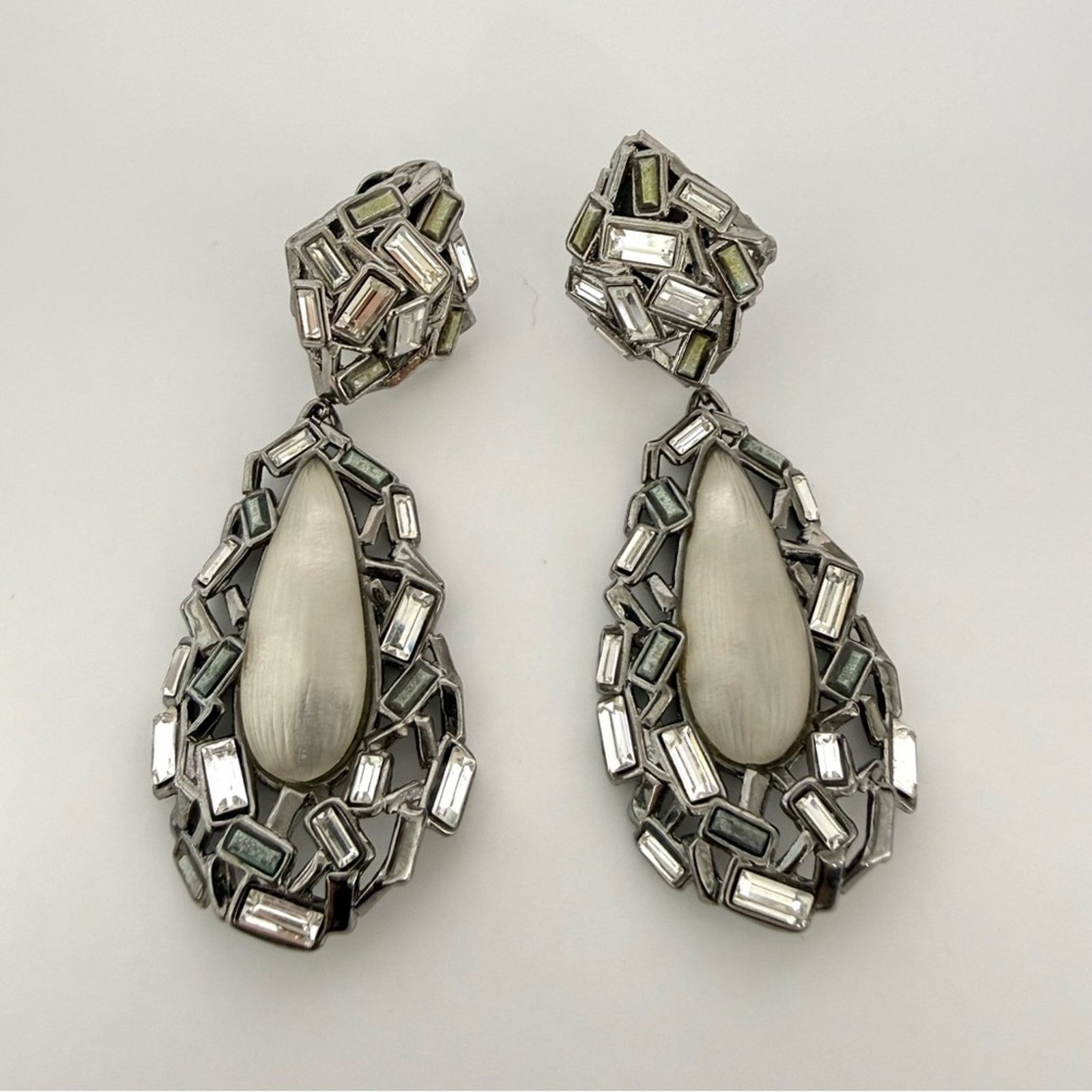 Alexis Bittar Alexis Bittar Lucite and Crystal non pierced ear clips Size ONE SIZE - 1 Thumbnail