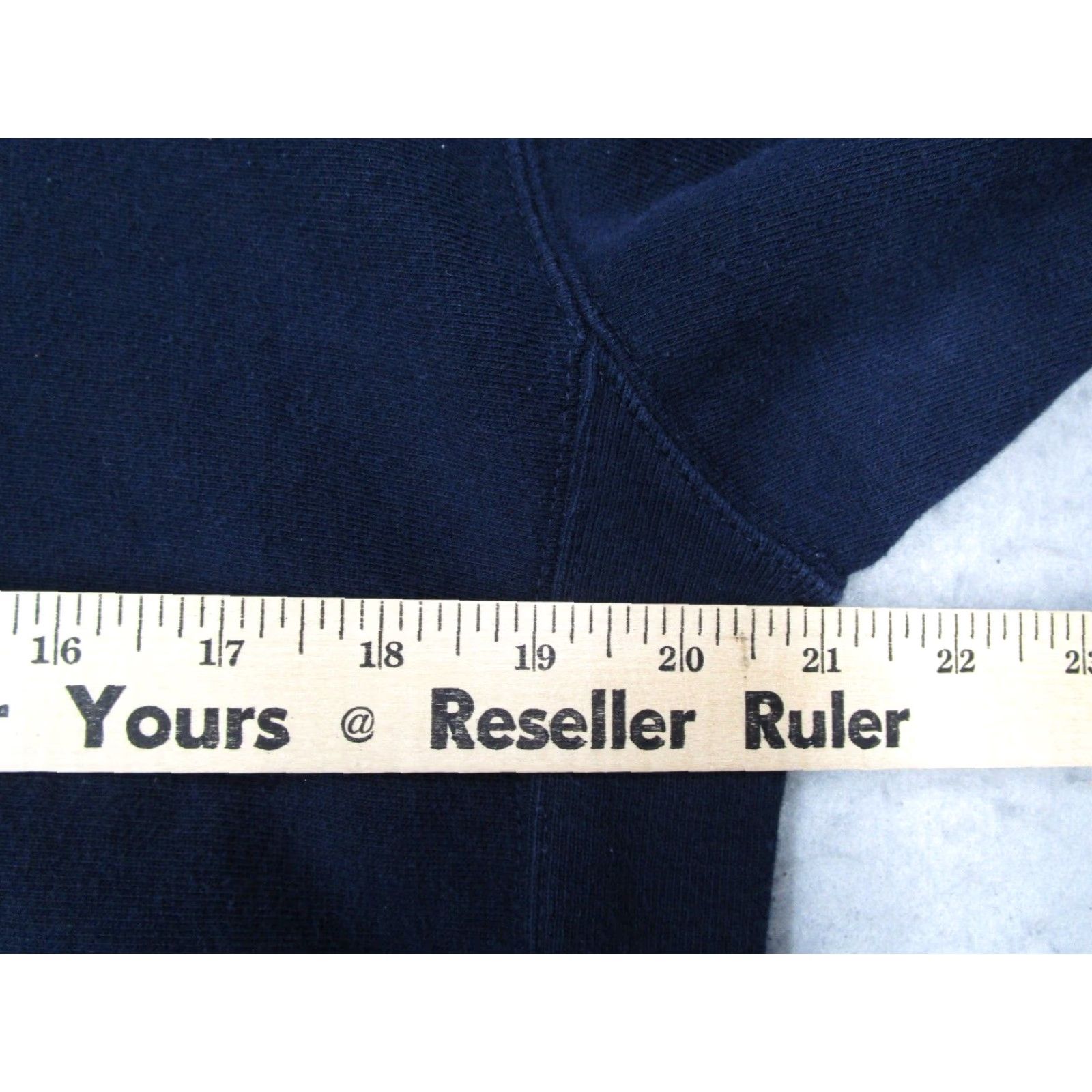 Vintage Razzis Tokyo Hoodie Men Large 48 Blue Dropping Logo Pullover Heavyweight Size US L / EU 52-54 / 3 - 7 Thumbnail