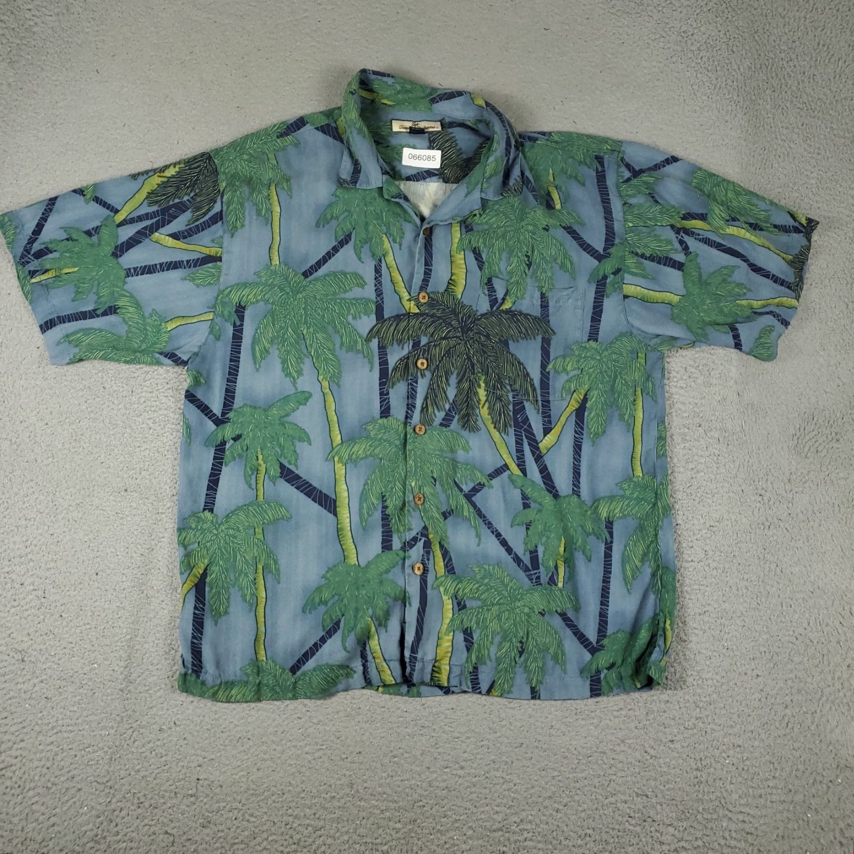 Tommy Bahama Tommy Bahama Shirt Mens XL Blue Palm Tree Print Silk Hawaiian Button Up Size US XL / EU 56 / 4 - 2 Thumbnail