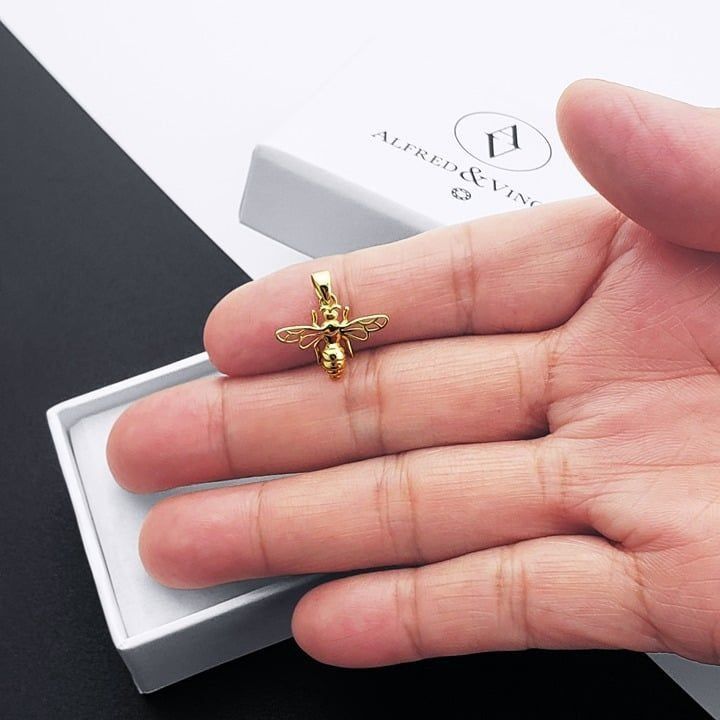 Other Bumble Honey Bee 3D Pendant Lucky Charm in 14k Yellow Gold Size ONE SIZE - 3 Thumbnail