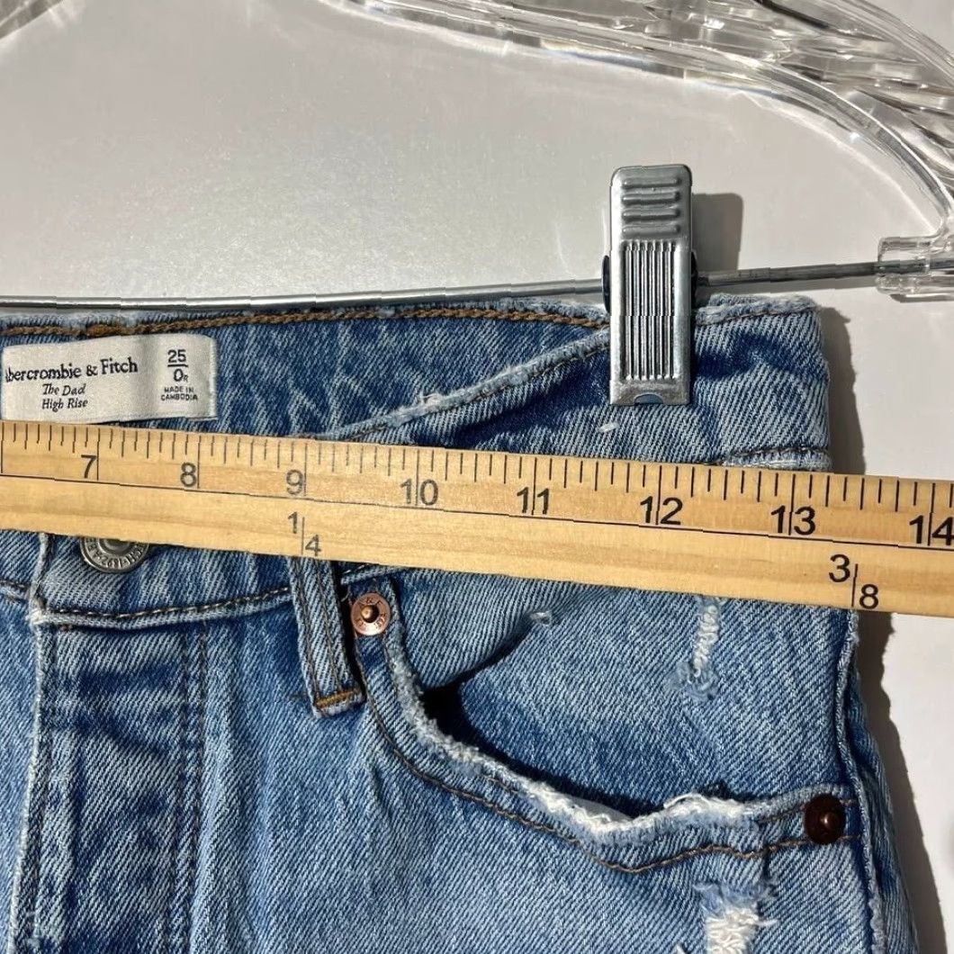 Abercrombie & Fitch Abercrombie & Fitch The Dad High Rise Button Fly Distressed Blue Jeans Womens 0 Skinny Jeans Womens 0 Blue Size 25" / US 0 / IT 36 - 5 Thumbnail