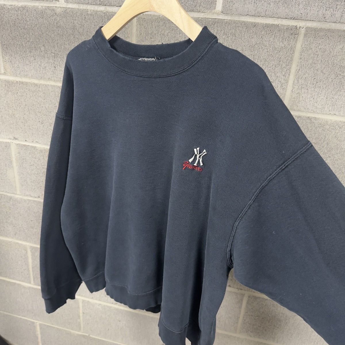 Vintage Thrashed Faded Distressed Yankees Sweatshirt ERD Grunge Size US XL / EU 56 / 4 - 3 Thumbnail