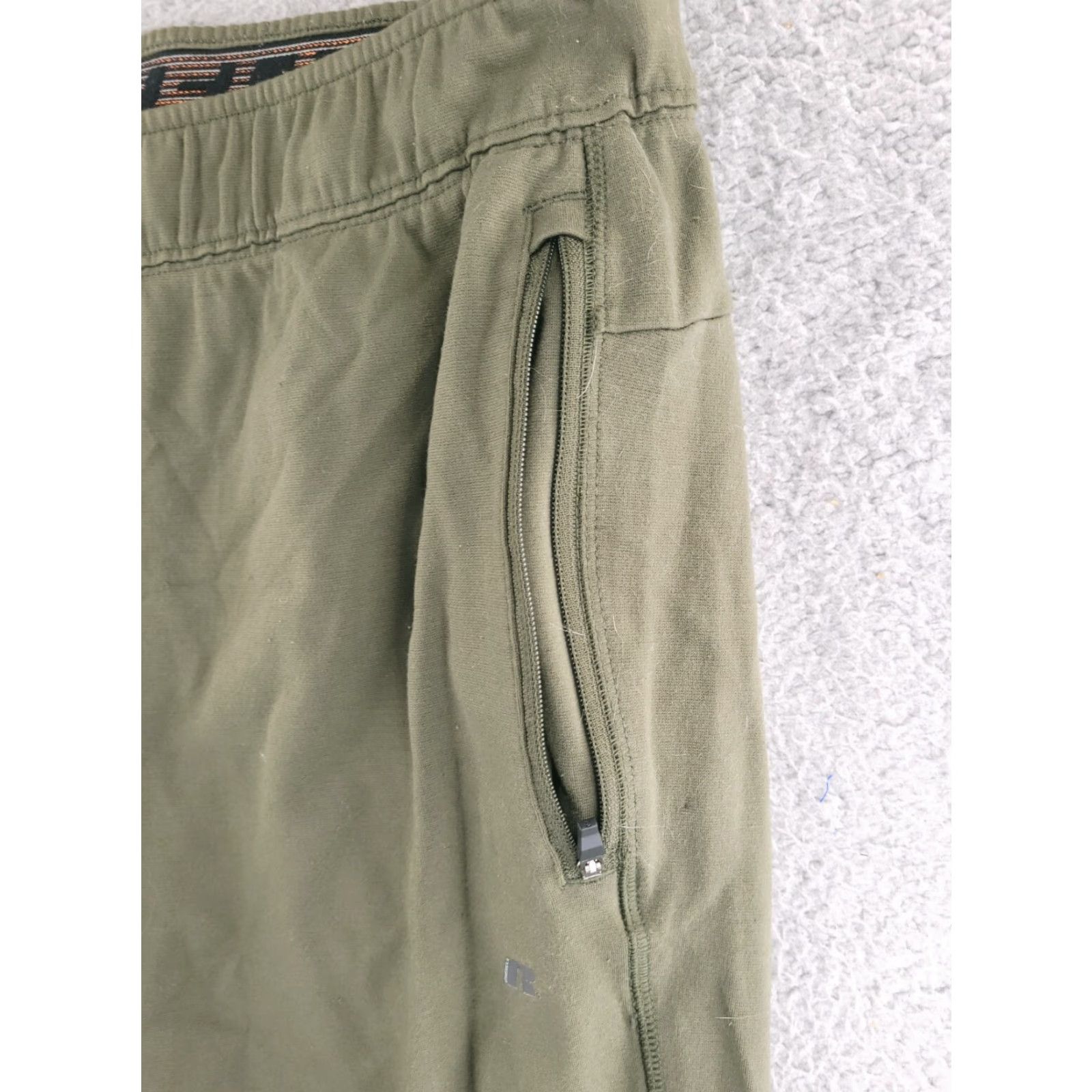 Olive Russell Sweatpants Mens XL Olive Green Lightweight Drawstring Tapered 28 In Inseam Activewear Pants Size US 36 / EU 52 - 3 Thumbnail