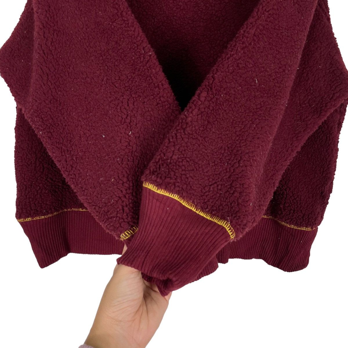 JW Anderson × Uniqlo 💥JW ANDERSON DEEPILE MAROON CREWNECK PULLOVER Size US M / EU 48-50 / 2 - 9 Thumbnail