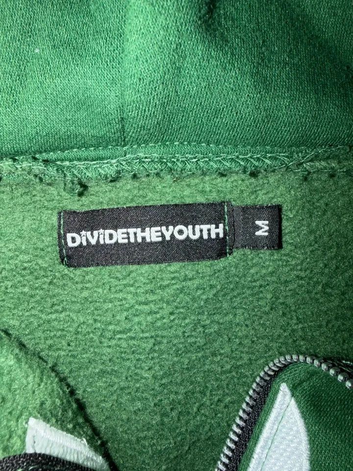 Other Divide the Youth Women's Green Pockets Zip Up Jacket Graphic Size M / US 6-8 / IT 42-44 - 3 Thumbnail