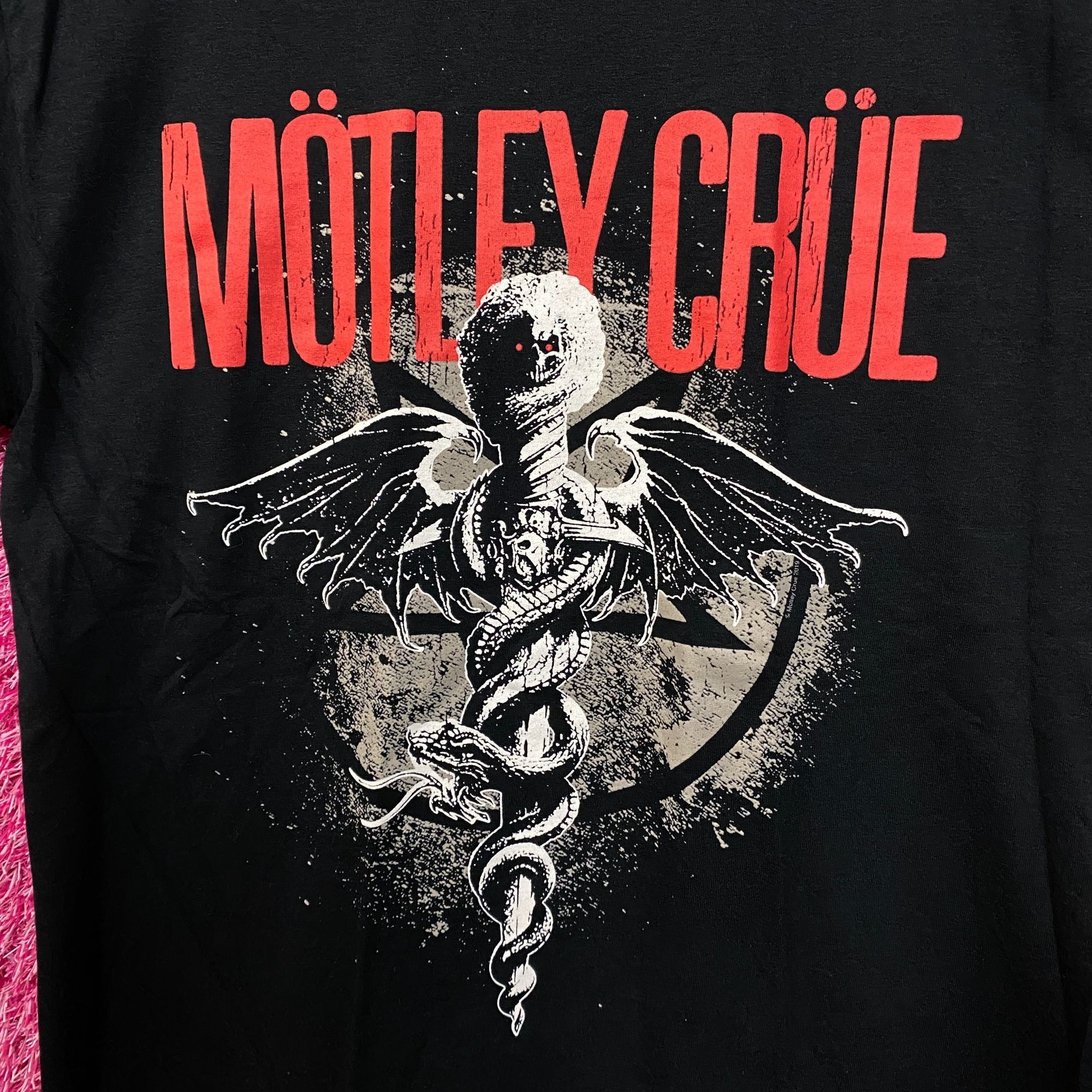Band Tees Motley Crue Dr Feel Good Album Art Heavy Metal Band Tee S Size US S / EU 44-46 / 1 - 2 Thumbnail