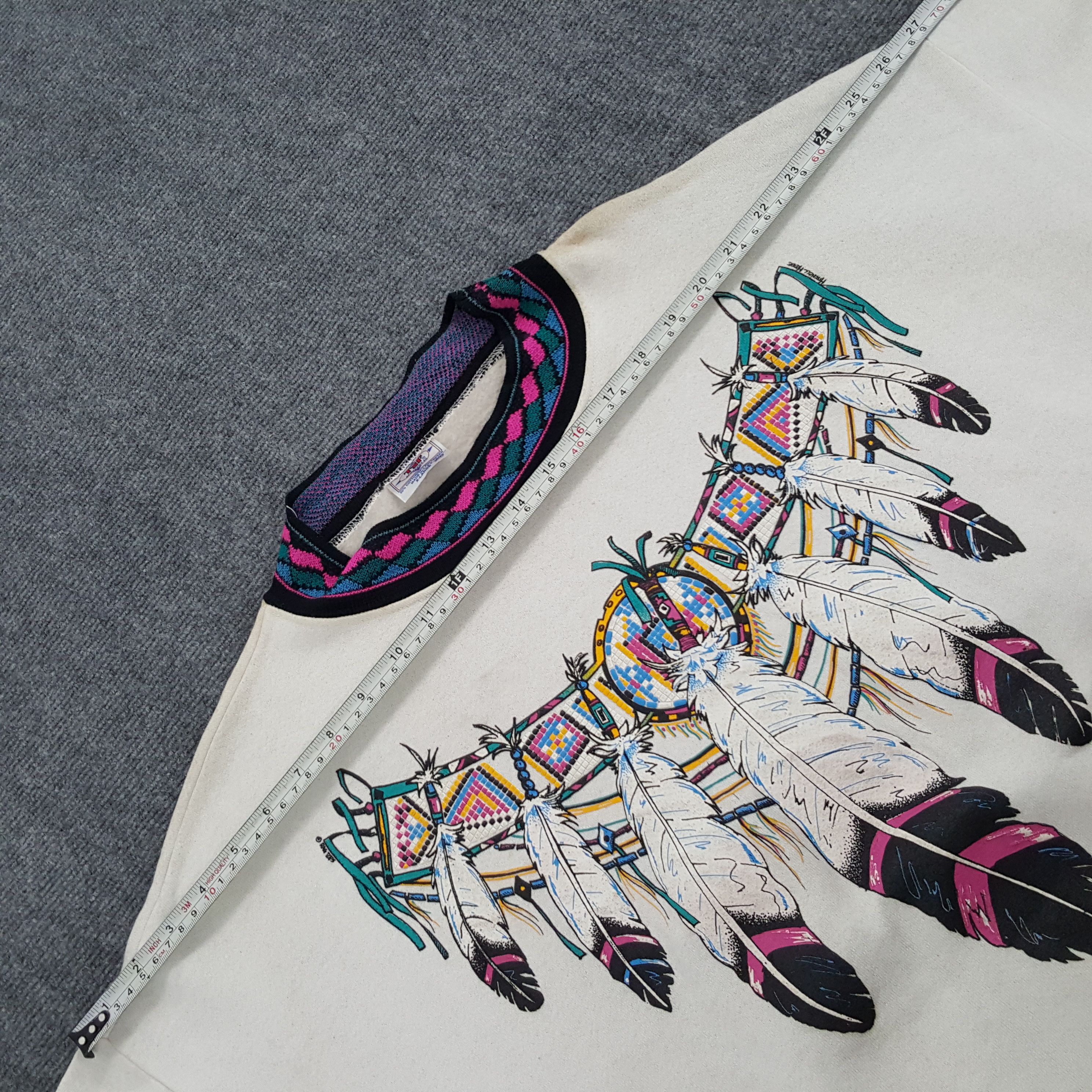 Vintage 90's Native America Designed by JnzHell Moore Sweatshirt Size US XL / EU 56 / 4 - 10 Thumbnail