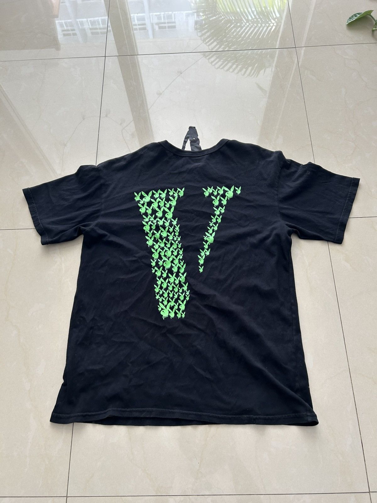 Vlone Vlone Playboi Carti Tee Size US M / EU 48-50 / 2 - 5 Thumbnail