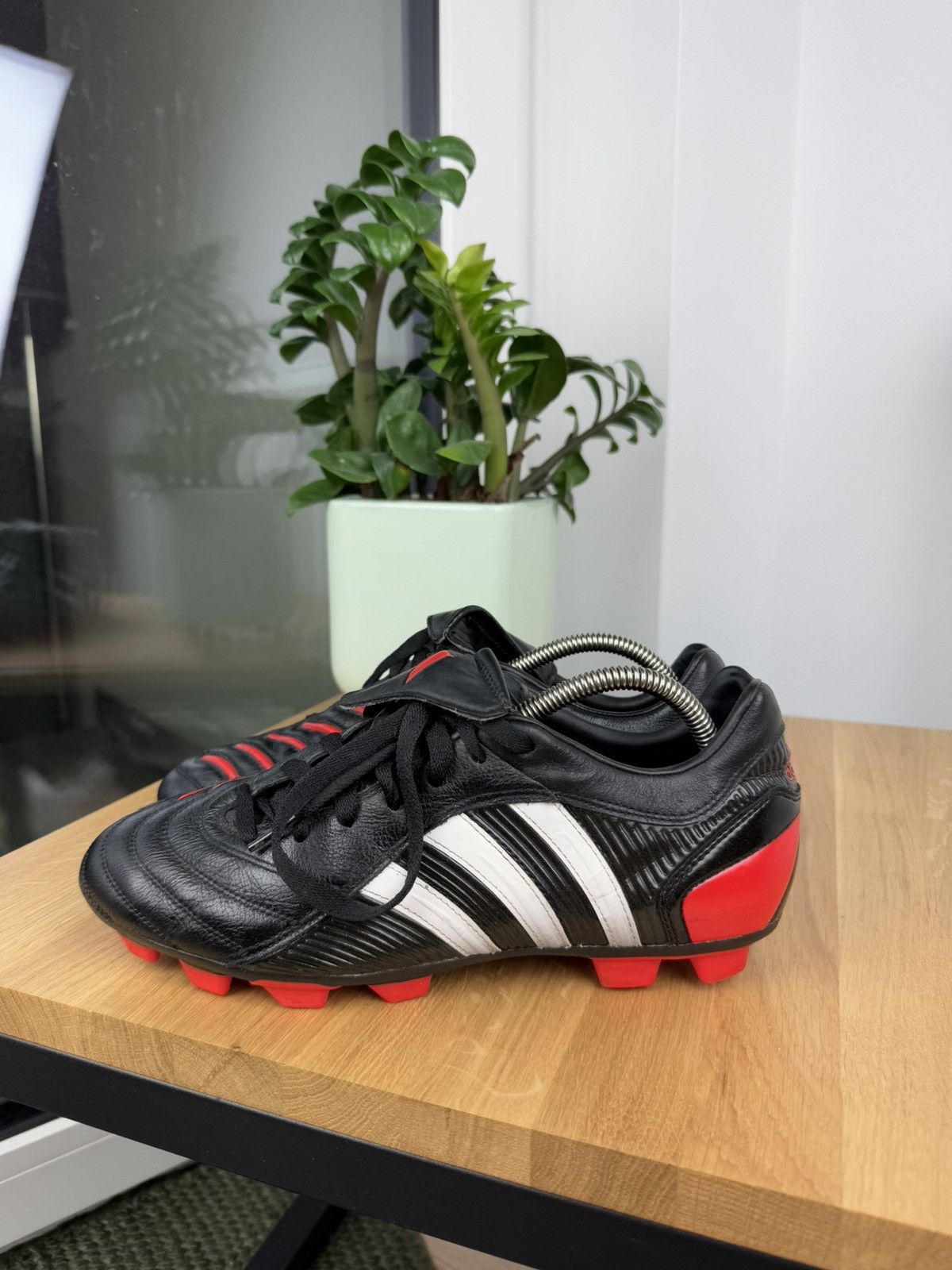 Adidas × Vintage Adidas Predator Pulsado 04 football vintage shoes Size US 8.5 / EU 41-42 - 1 Thumbnail