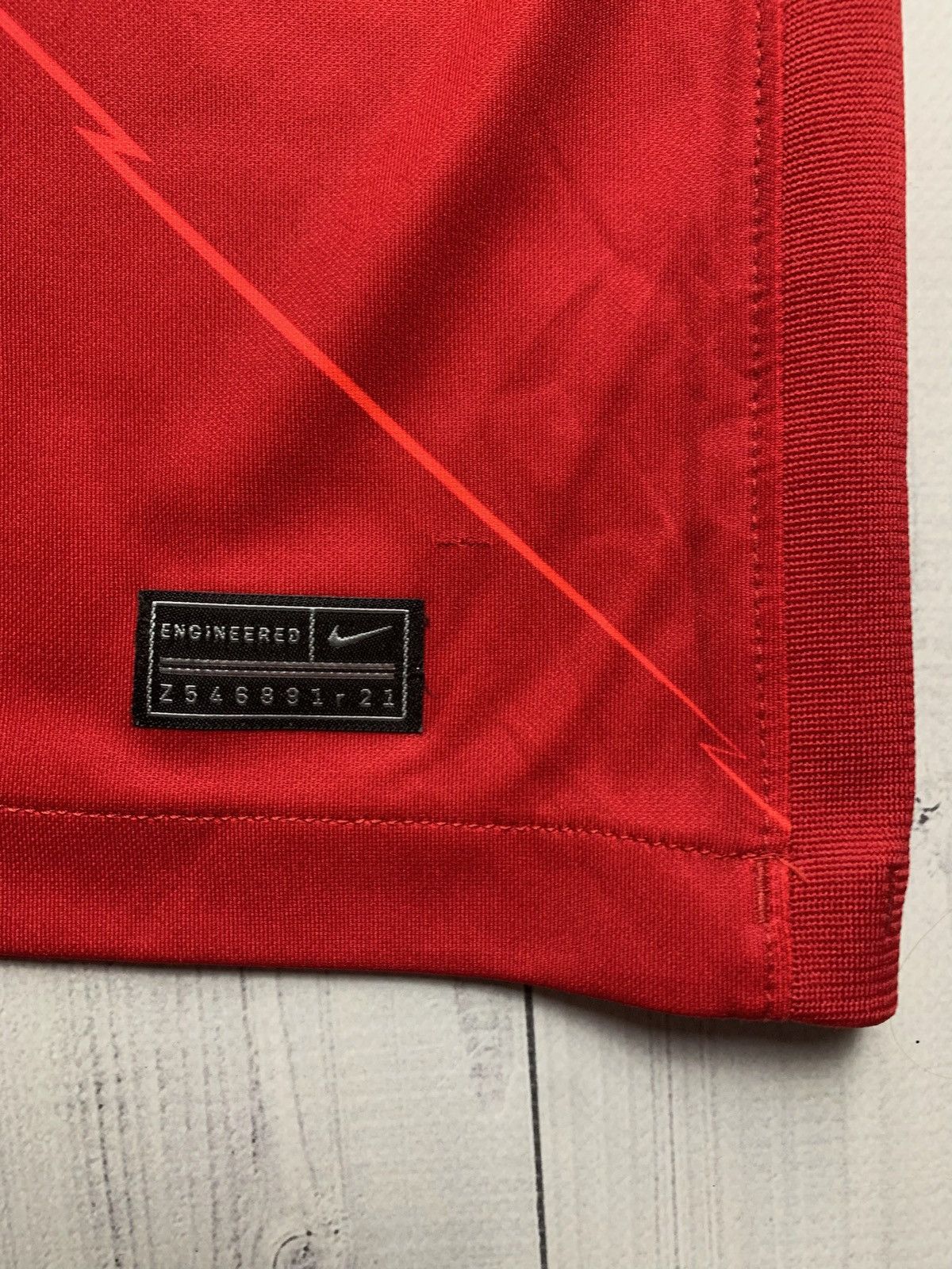 Nike Nike Liverpool red soccer jersey size M Size US M / EU 48-50 / 2 - 4 Thumbnail