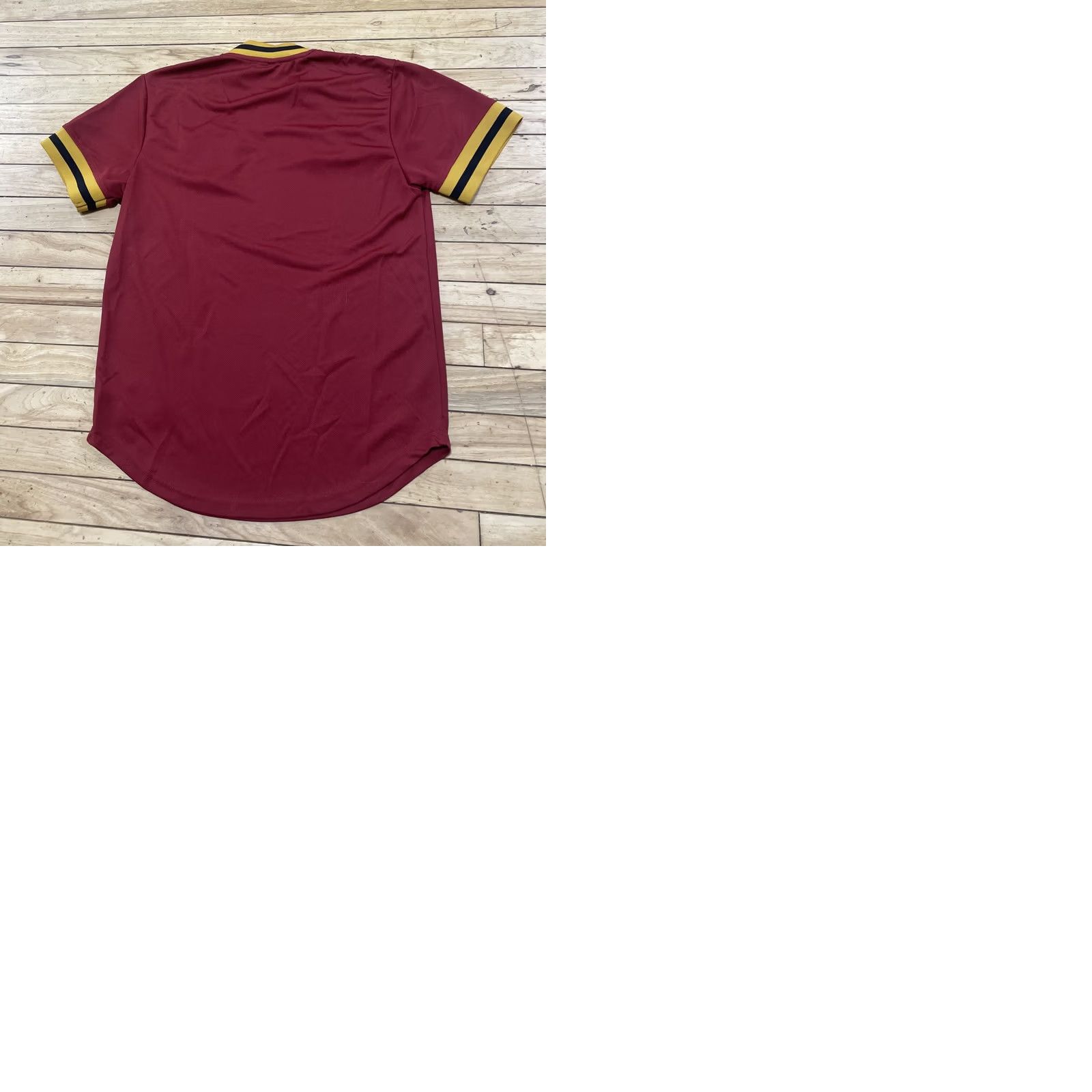 Vintage VINTAGE BOX LUNCH Harry Potter Gryffindor Jersey Adult S Red Gold 38" Shirt Mens Size US S / EU 44-46 / 1 - 12 Thumbnail