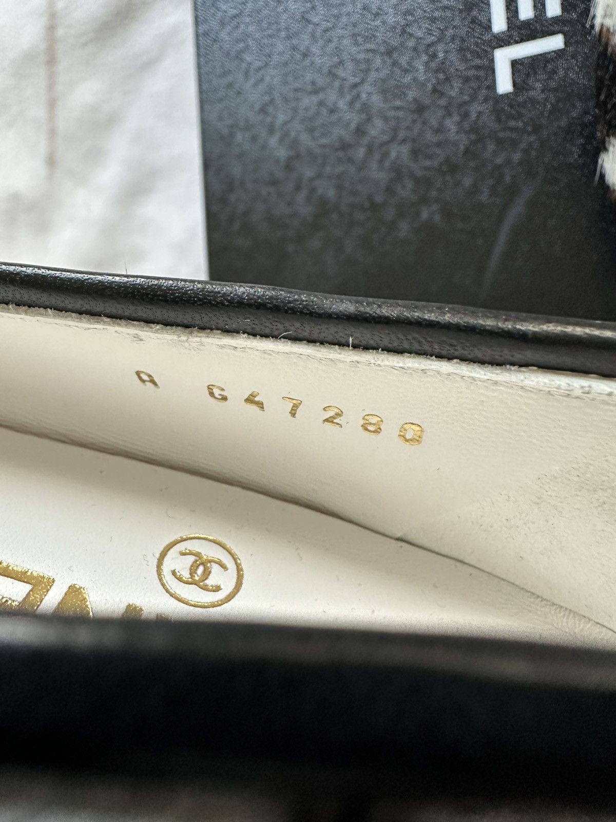 Chanel Chanel 2026S pony hair ballet flat size 36 Size US 6 / IT 36 - 8 Thumbnail