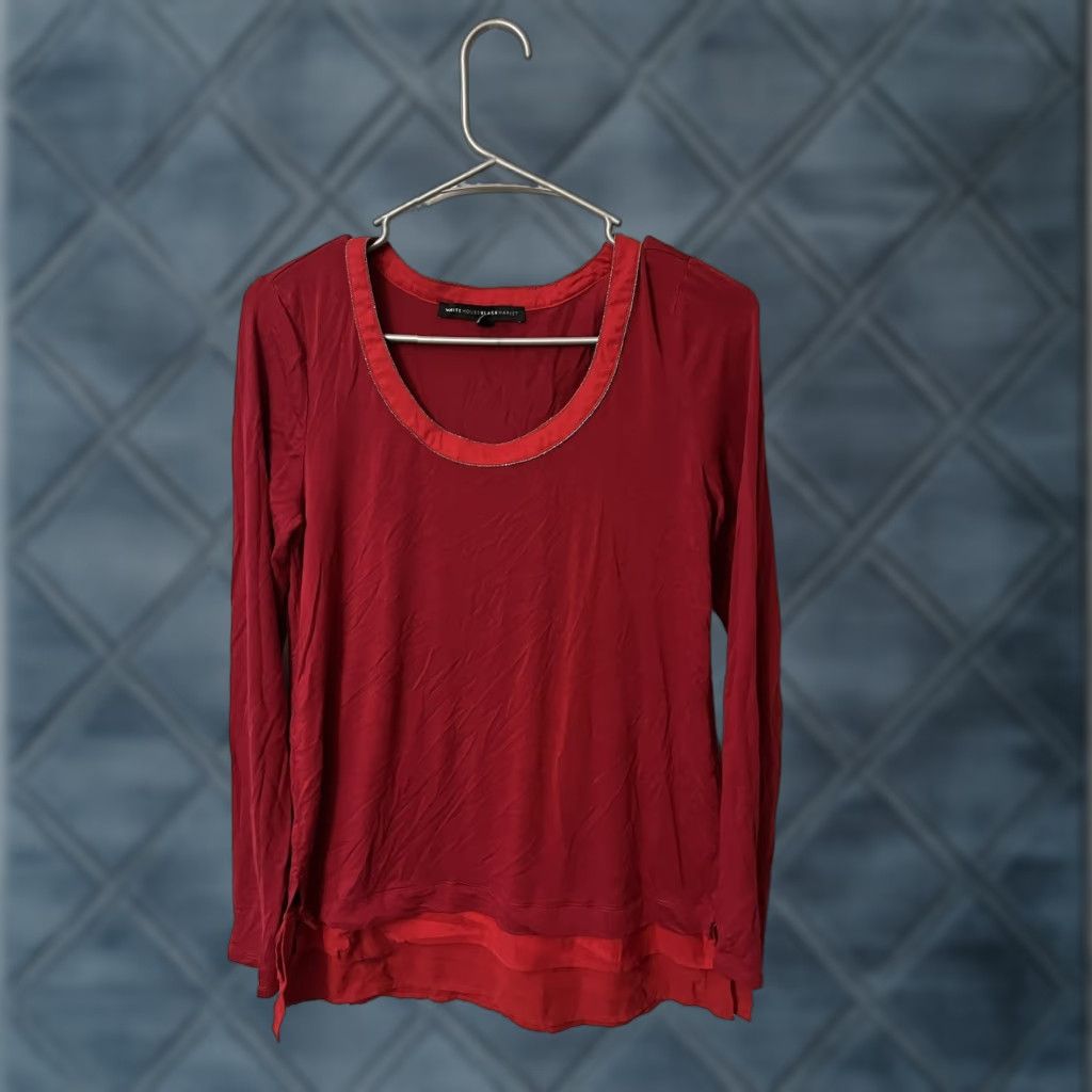 White House Black Market White House Black Market Womens Top S Red Long Sleeves Scoop Neck Layered Hem Size S / US 4 / IT 40 - 1 Thumbnail
