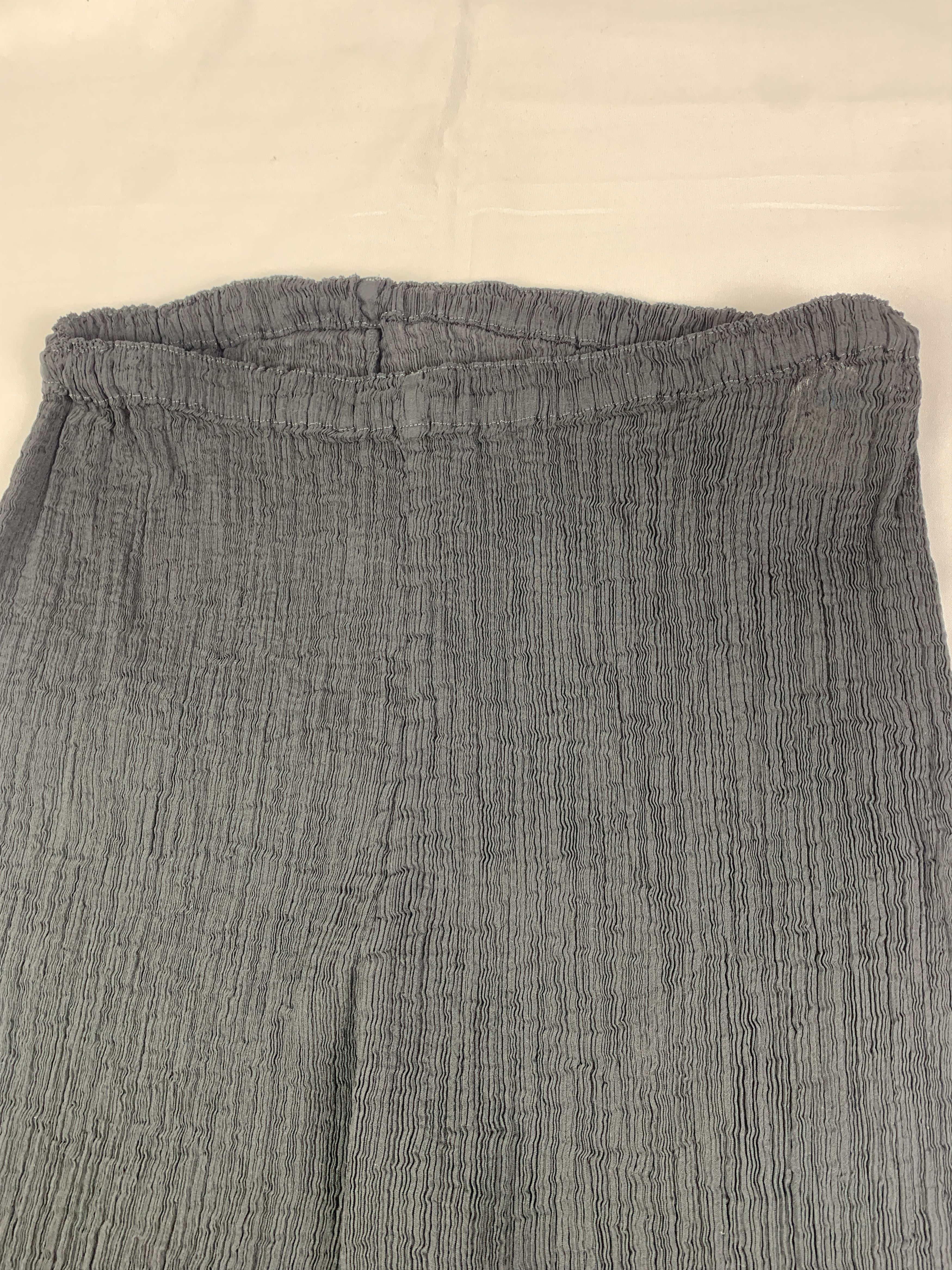Issey Miyake 2000s me by Issey Miyake Black Pleated Pants (S) Size 26" / US 2 / IT 38 - 3 Thumbnail