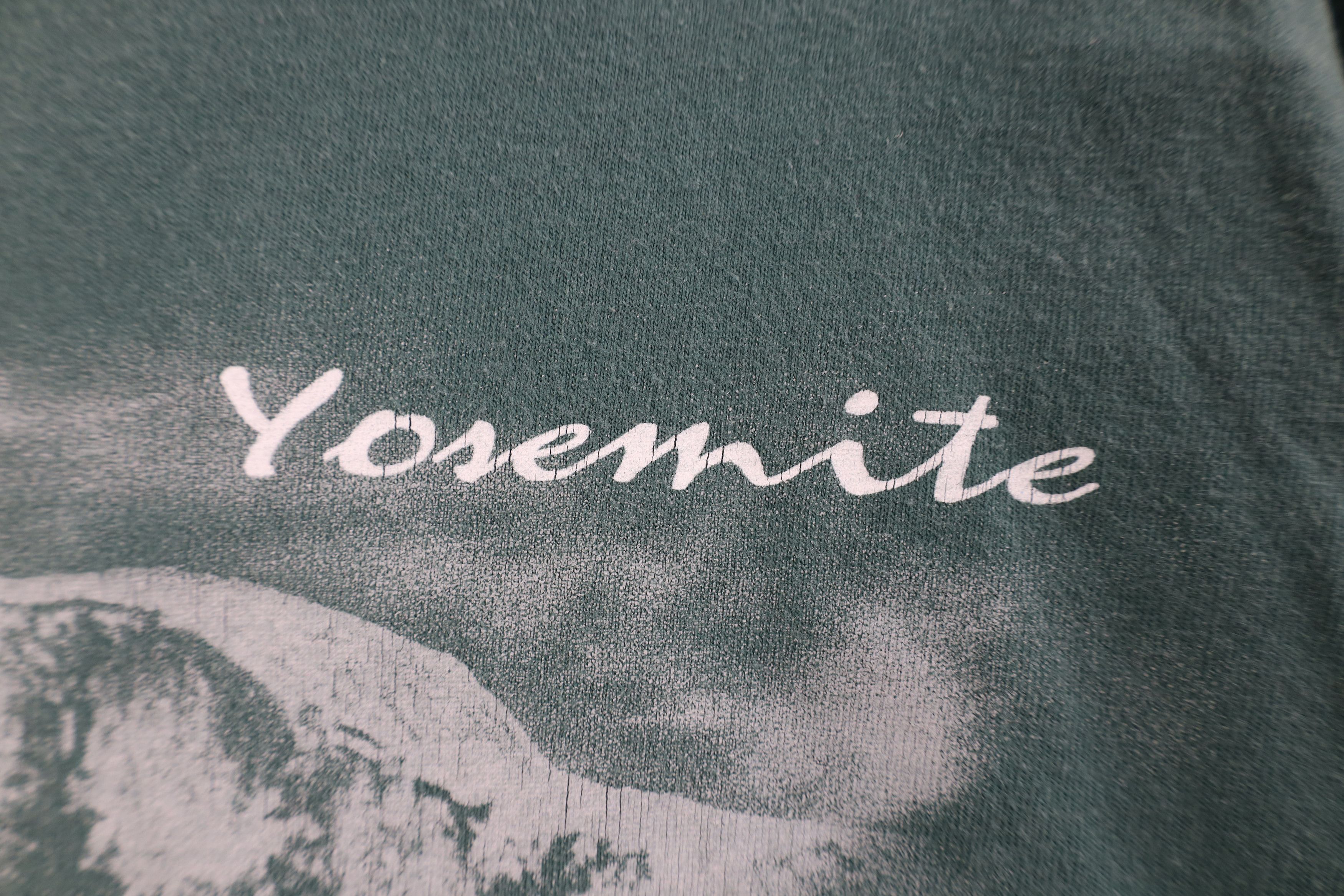 Vintage Vintage 90s Streetwear Yosemite Eagle T-Shirt Green USA Size US L / EU 52-54 / 3 - 5 Thumbnail