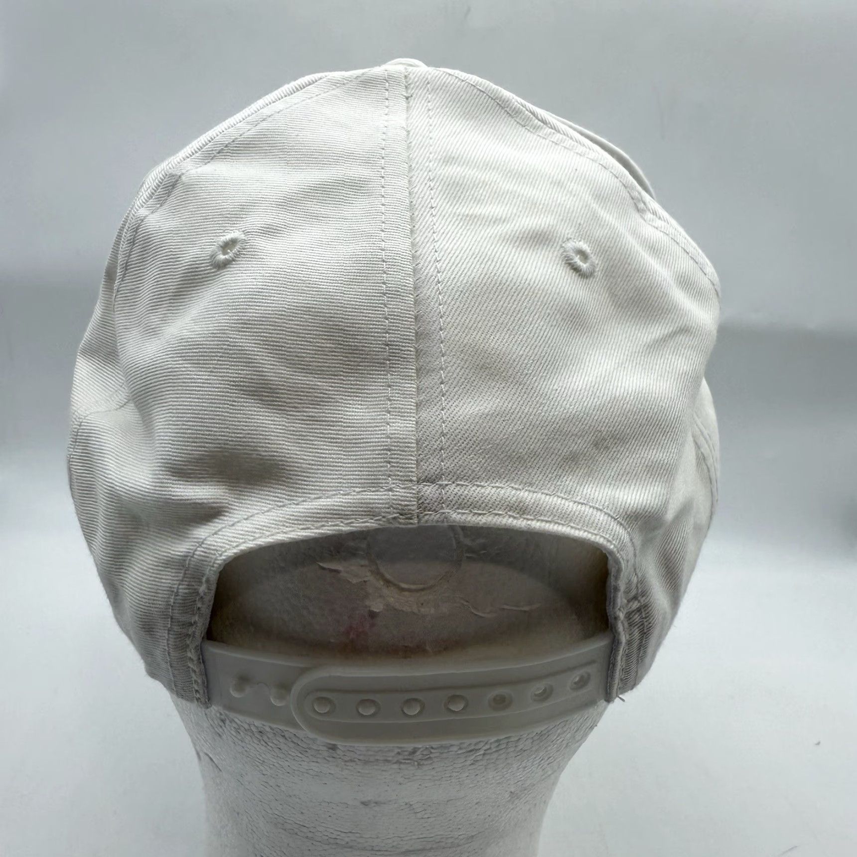 Vintage VINTAGE Weiss Reisen Snapback Hat Cap White Mens Adjustable White USA Ford Dealership Canvas Cotton Hat Cap Snapback Cotton Adjustable White USA Ford Size ONE SIZE - 3 Thumbnail