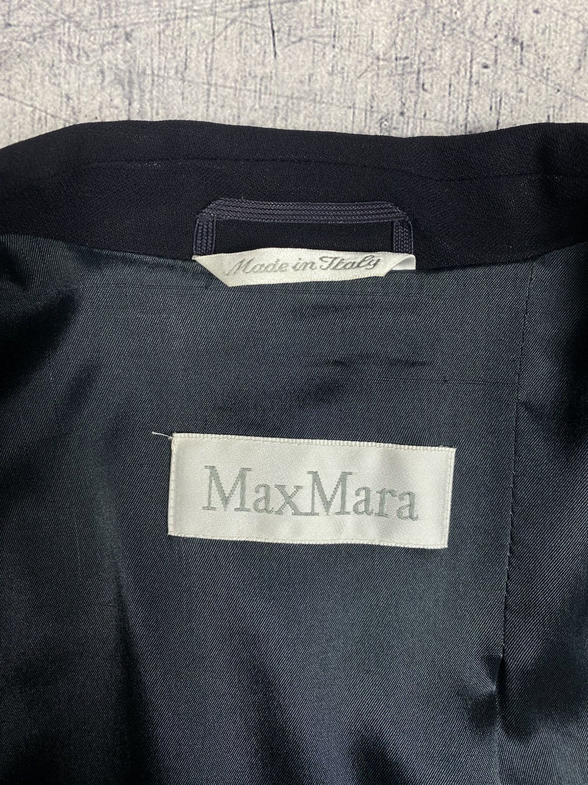 Max Mara Max Mara Black Virgin Wool Blazer Made in Italy Size M / US 6-8 / IT 42-44 - 12 Thumbnail