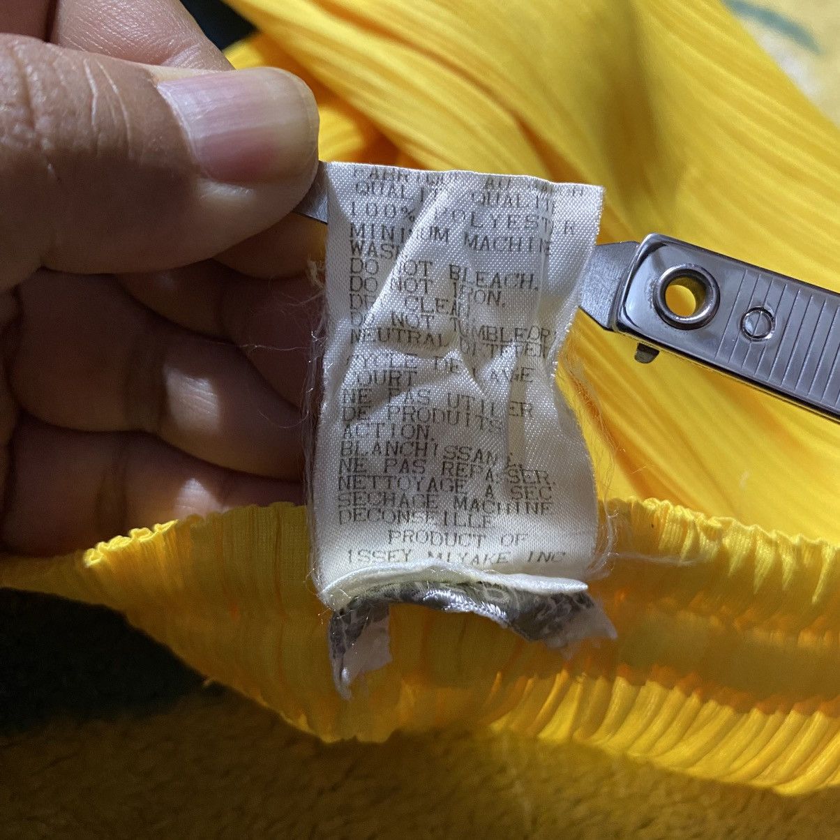 Pleats Please Issey Miyake ISSEY MIYAKE Pleats Please Citrine Yellow Pants Size 30" / US 8 / IT 44 - 7 Thumbnail