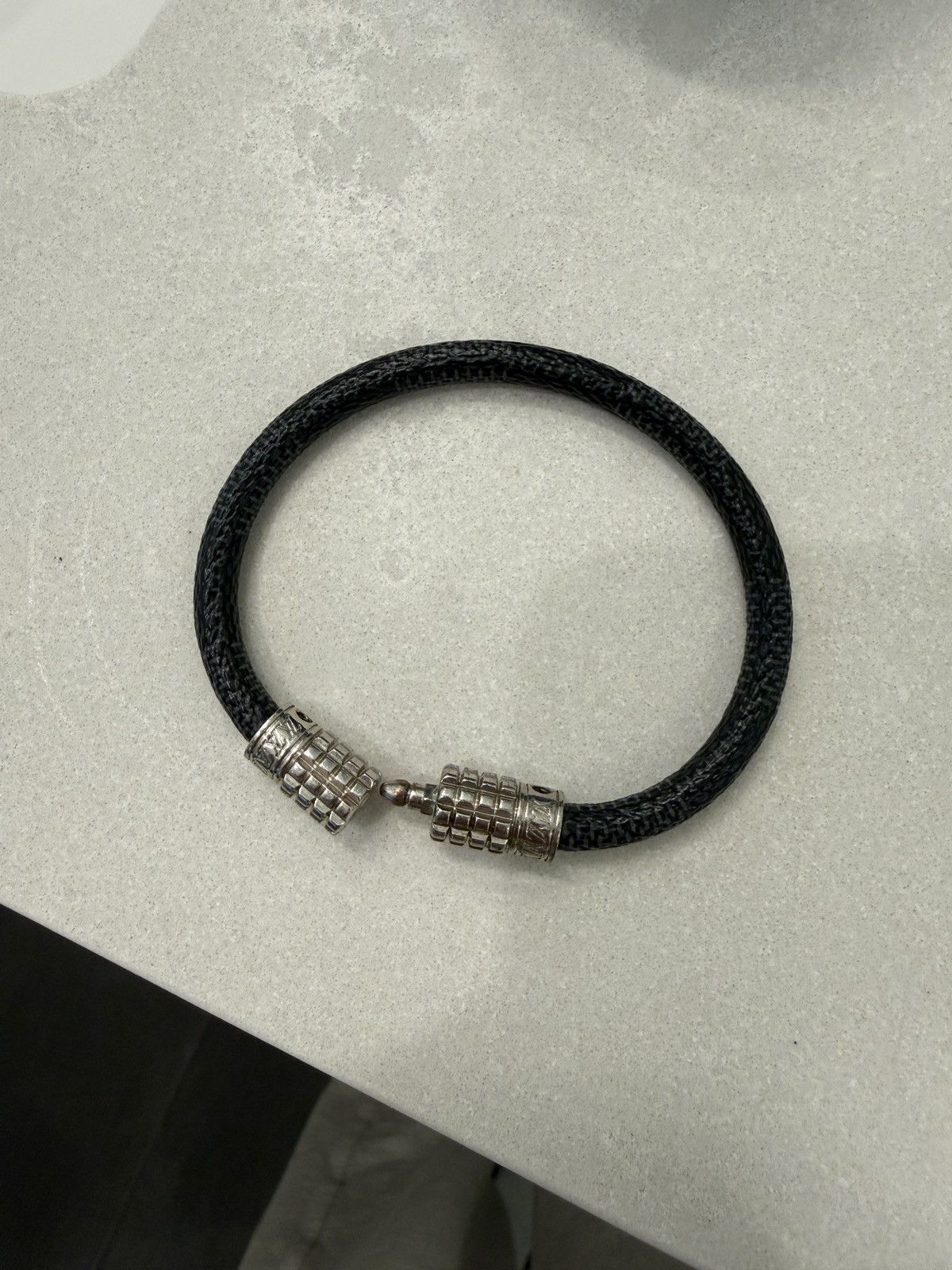 Louis Vuitton Louis Vuitton Keep It Bracelet Size ONE SIZE - 5 Thumbnail
