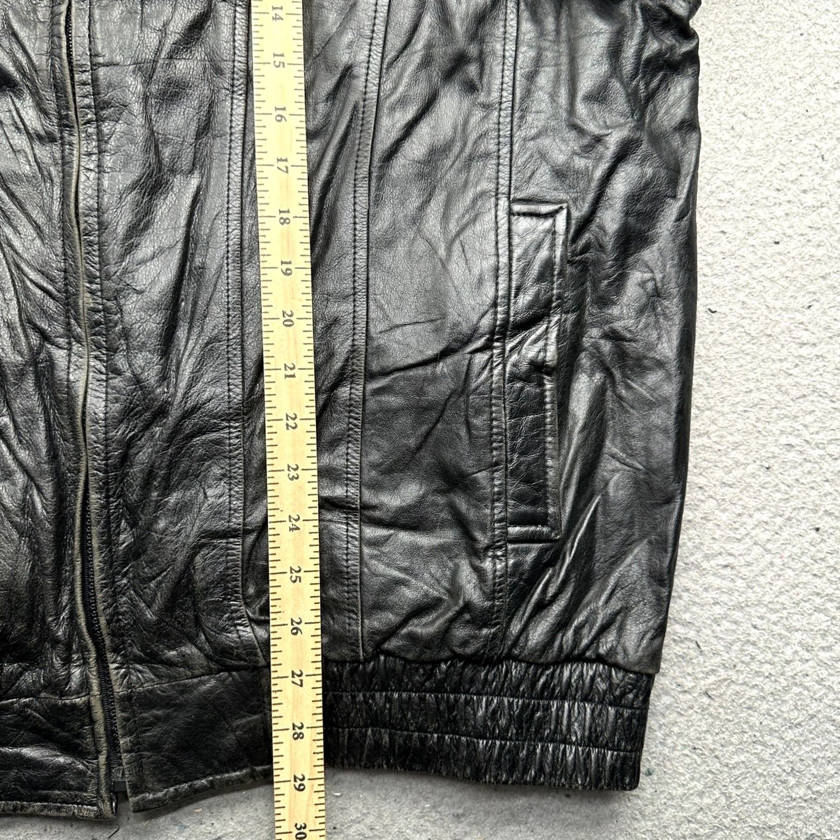 Vintage VINTAGE Wilsons Leather Thinsulate Jacket Men 2XLT Black Removable Liner Bomber Jacket/Bomber Mens 2XL Black Thinsulate Leather Bomber Jacket Size US XXL / EU 58 / 5 - 5 Thumbnail