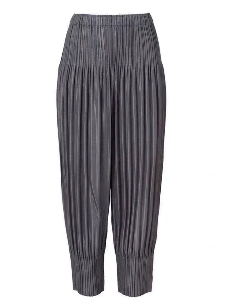 Issey Miyake Issey Miyake size:3 Dark grey pleated puff pants Size 31" - 1 Thumbnail