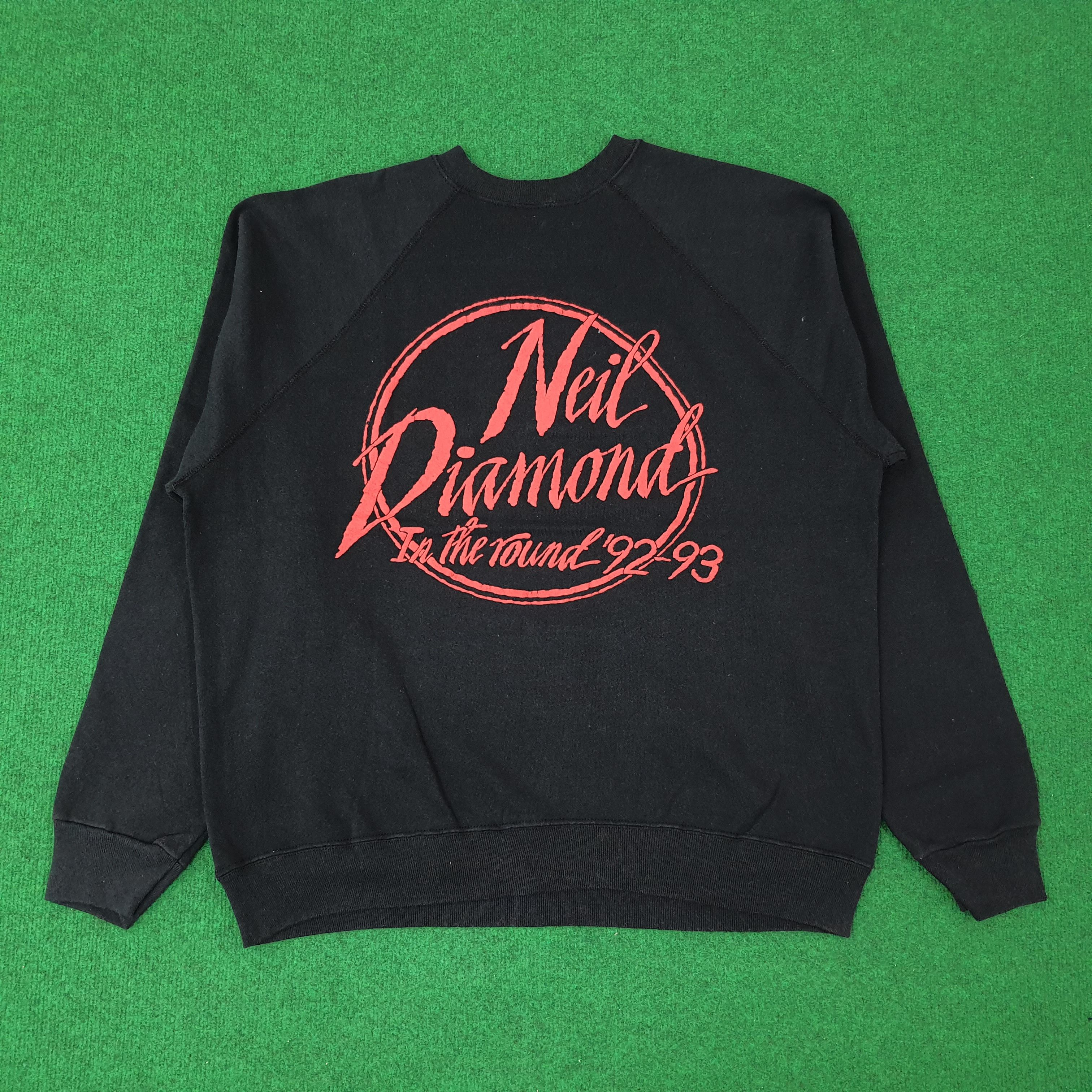 Band Tees Vintage Neil Diamond American Singer Sweatshirt C246N19 Size US L / EU 52-54 / 3 - 1 Thumbnail