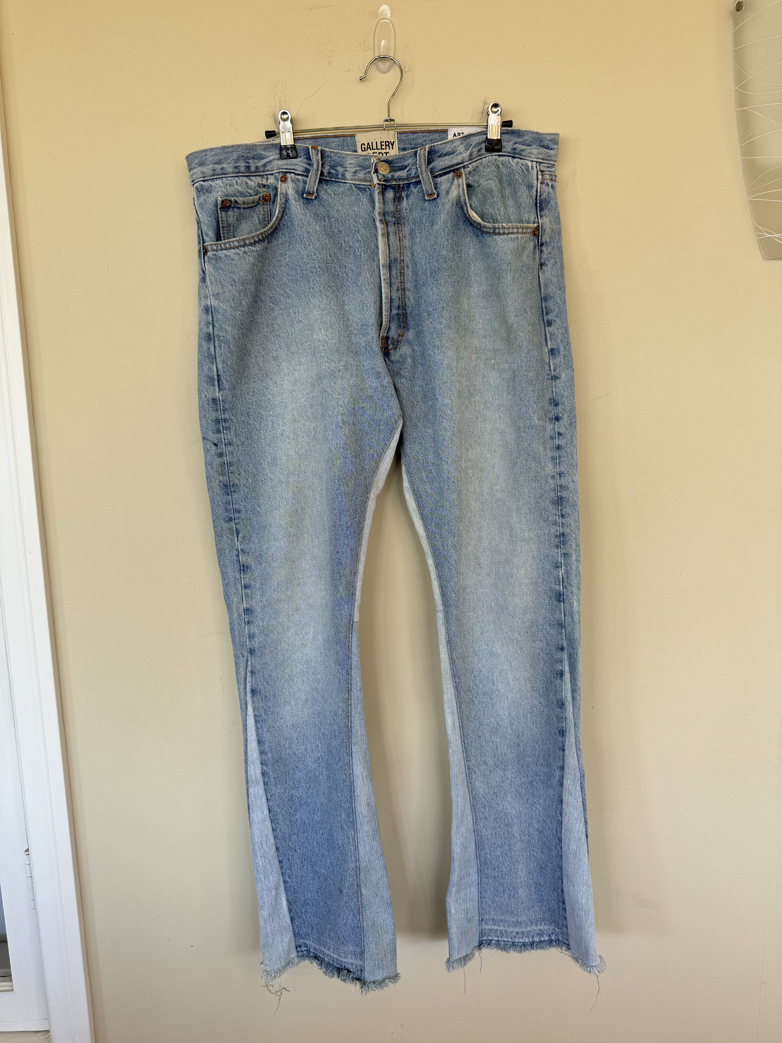 Gallery Dept. 1/1 Blue Gallery Dept Flare Denim Size US 34 / EU 50 - 1 Thumbnail