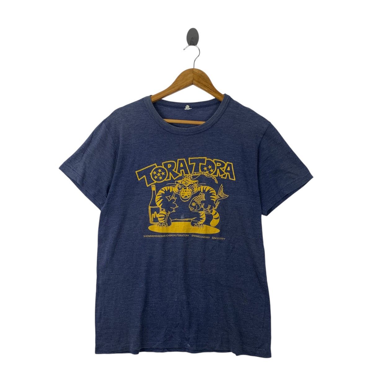 Vintage Vintage ANIME TORA TORA SAKE BAR Manga Tee Shirt Top Size US M / EU 48-50 / 2 - 1 Thumbnail