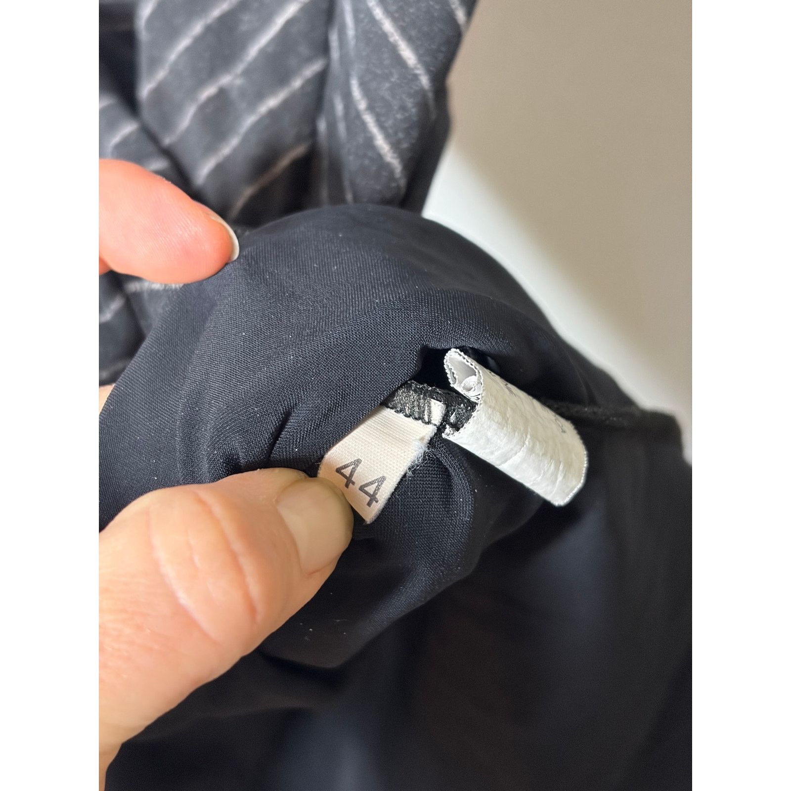 Chiara Boni Chiara Boni La Petit Robe Black Pinstripe Iza Sheath dress 8 Size M / US 6-8 / IT 42-44 - 4 Thumbnail