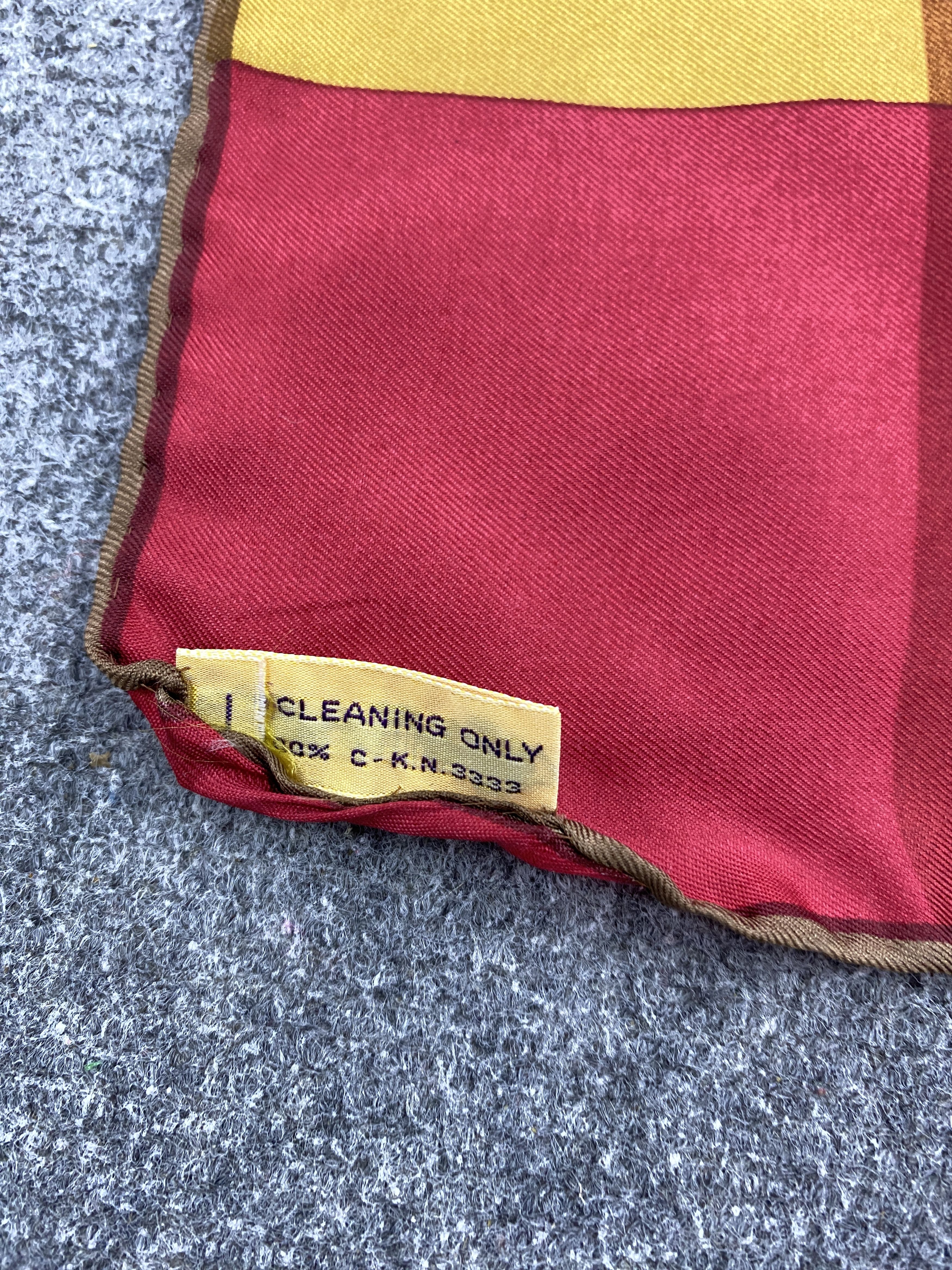 Vintage Vintage 70s Italian Designer Silk Scatf SN0135 Size ONE SIZE - 7 Thumbnail