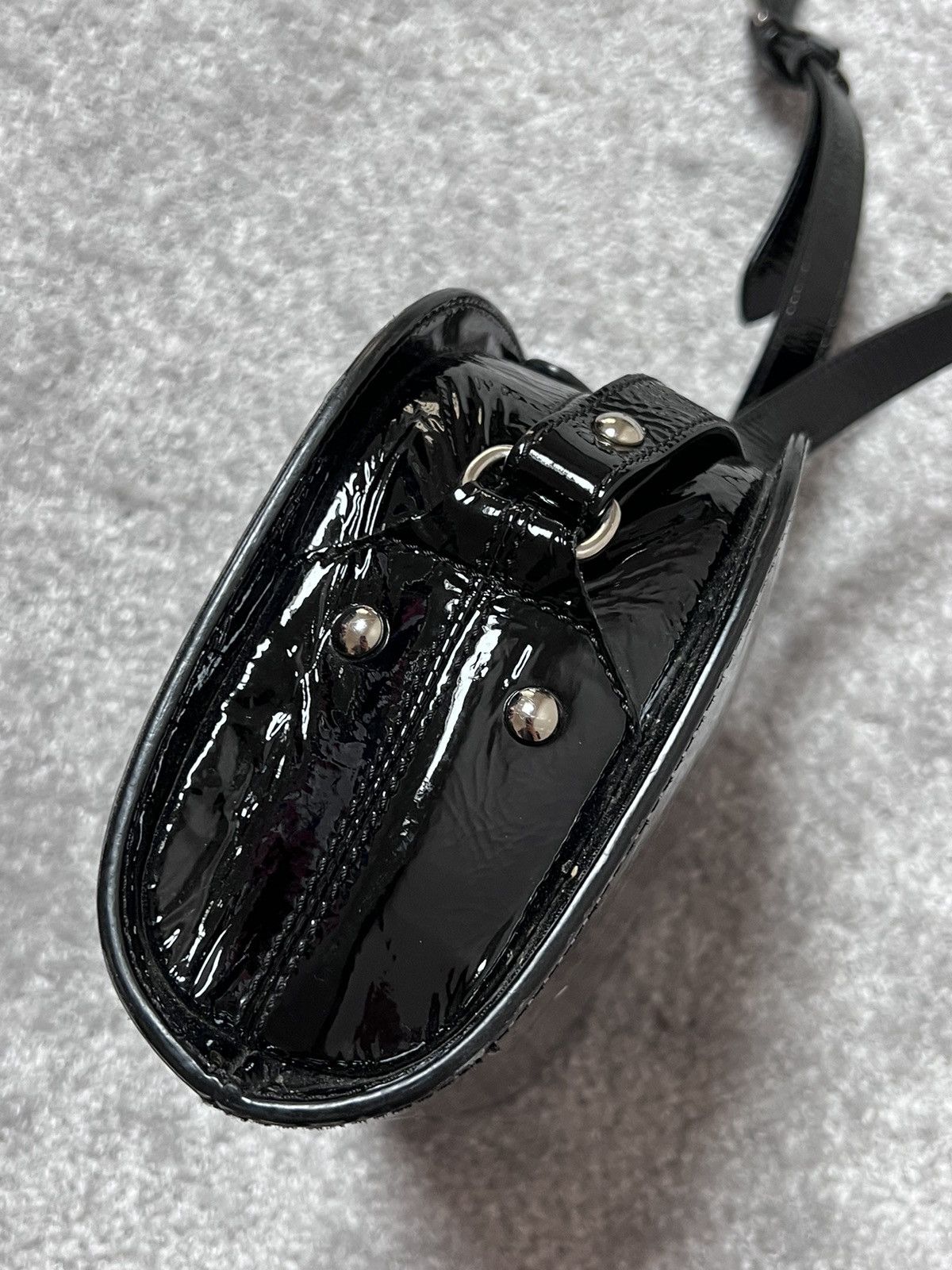 A.P.C. A.P.C Demi Lune Patent Leather Crossbody Bag Size ONE SIZE - 9 Thumbnail