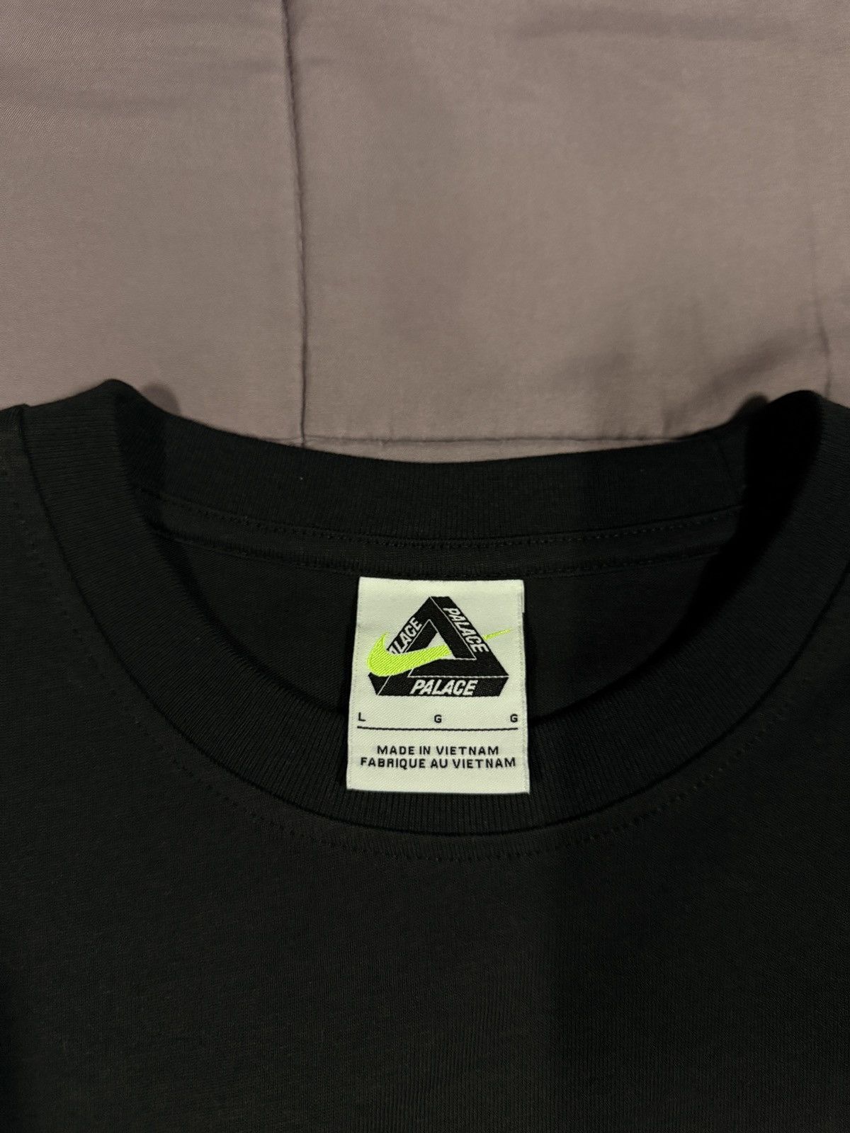 Nike Palace nike tee Size US L / EU 52-54 / 3 - 5 Thumbnail