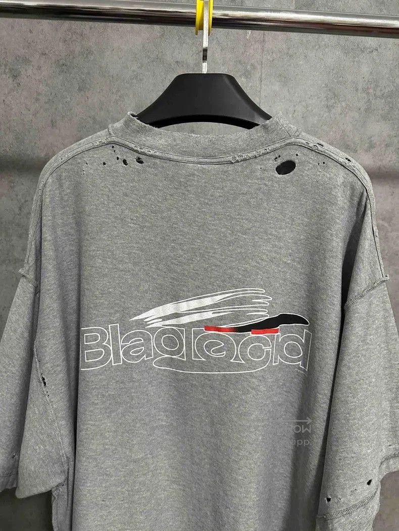 Balenciaga Balenciaga Distressed Logo Short Sleeve T-Shirt. Size US XL / EU 56 / 4 - 7 Thumbnail