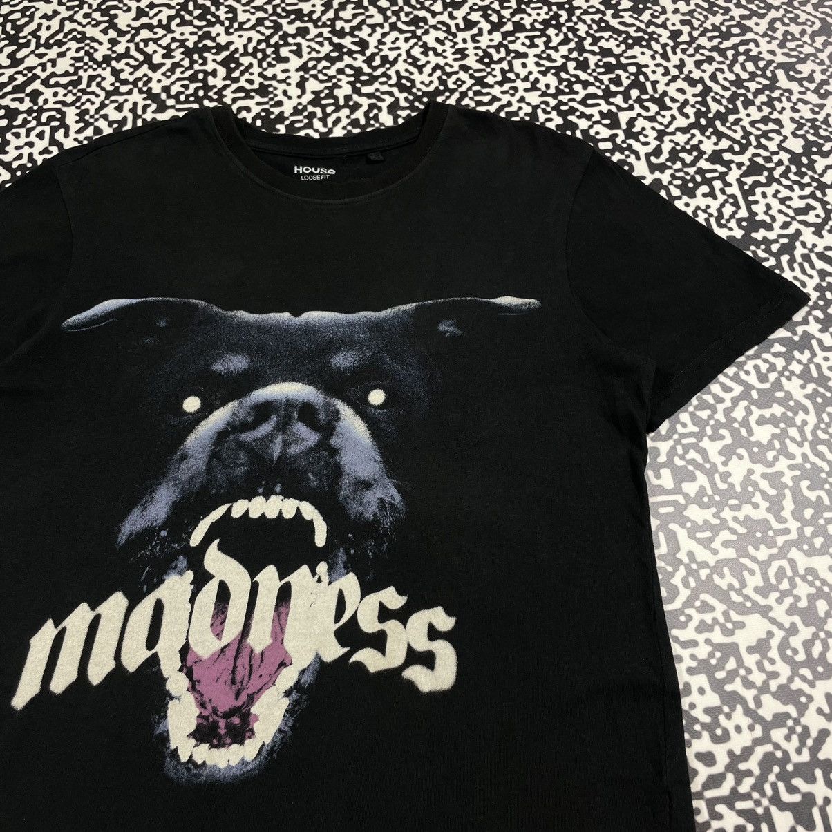 Japanese Brand Vintage Y2K Rottweiler Madness Horror Dog Givenchy Style Tee Size US S / EU 44-46 / 1 - 5 Thumbnail
