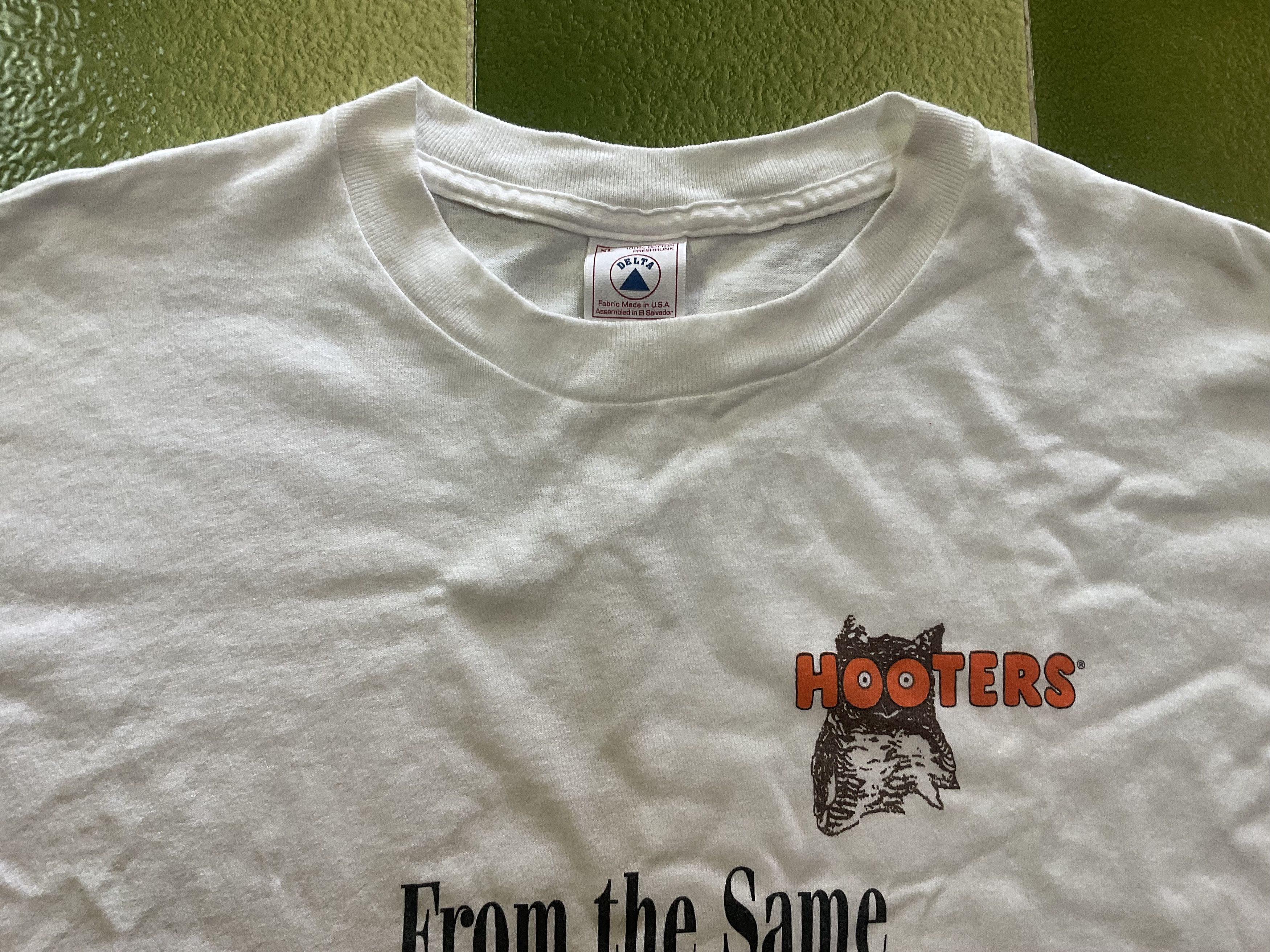 NASCAR Vintage 90s Hooters Guys? T-Shirt 2 Sided Print Size XL Size US XL / EU 56 / 4 - 3 Thumbnail