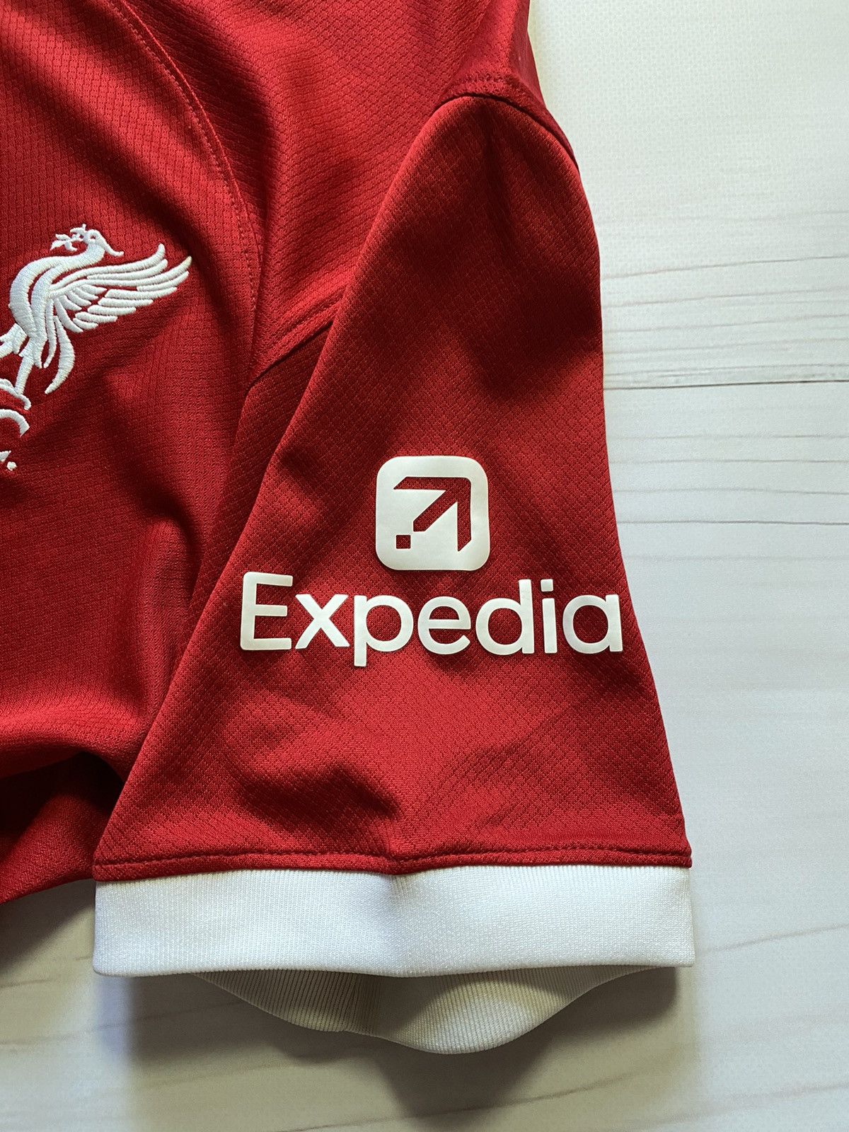 Nike Nike Liverpool 2023 2024 Home Football Shirt Soccer Jersey Size US S / EU 44-46 / 1 - 10 Thumbnail