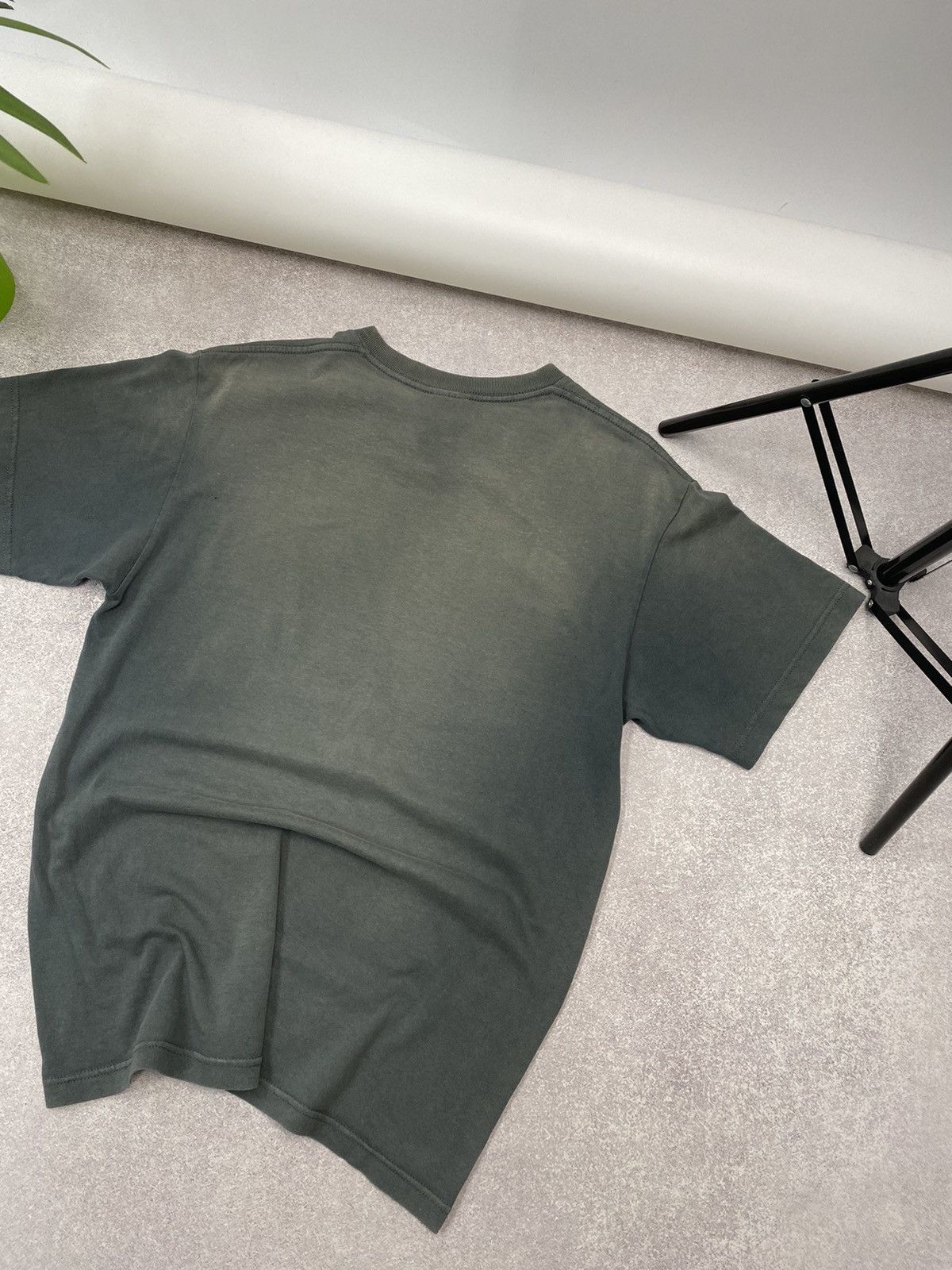 Other Vintage Stussy distressed Y2K faded tee Size US M / EU 48-50 / 2 - 10 Thumbnail