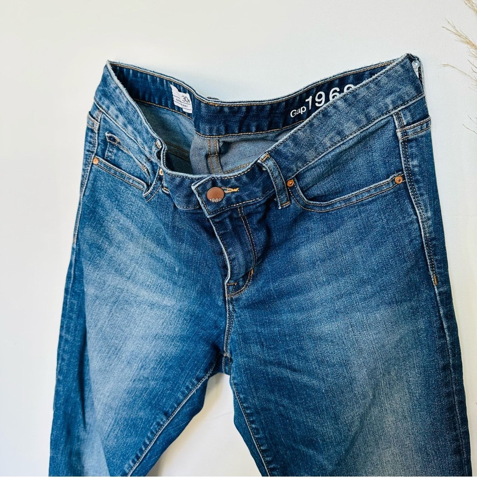 Gap GAP Blue Medium Wash Always Skinny Mid High Rise Denim Jeans Size 30" / US 8 / IT 44 - 7 Thumbnail