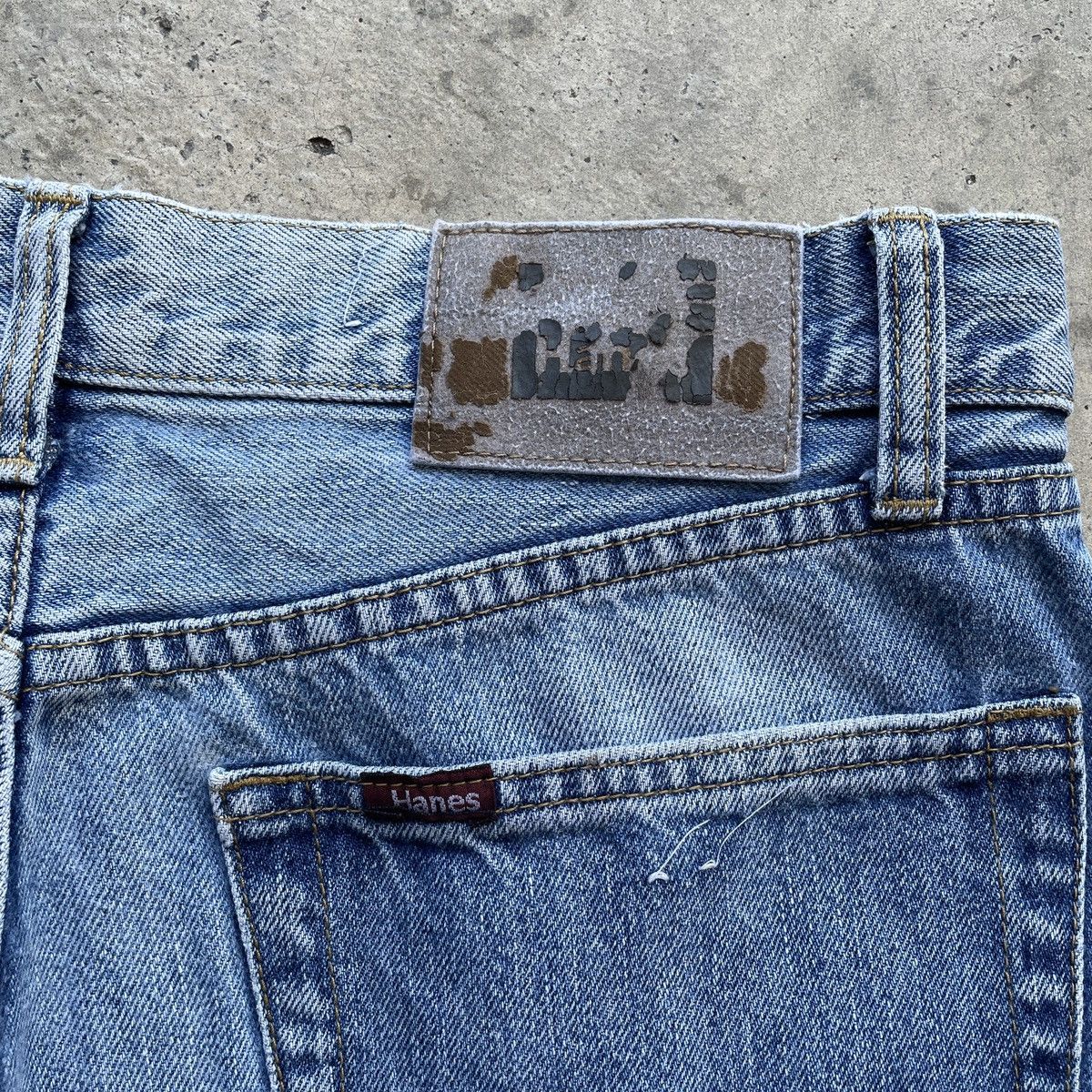 Hanes × Jean × Vintage Vintage Hanes Faded Jeans Denim Pants W32x29.5 Size US 32 / EU 48 - 8 Thumbnail