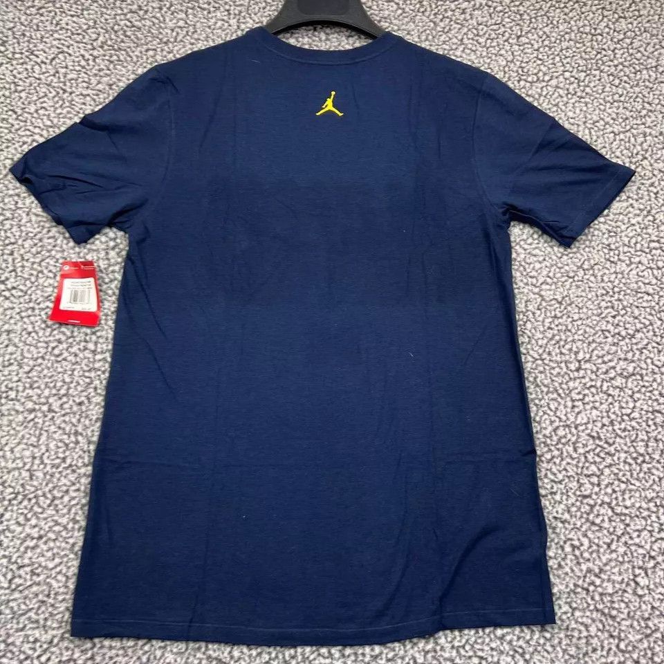 Nike Michigan Wolverines x Air Jordan Shirt Men Short Sleeve M Size US M / EU 48-50 / 2 - 2 Thumbnail