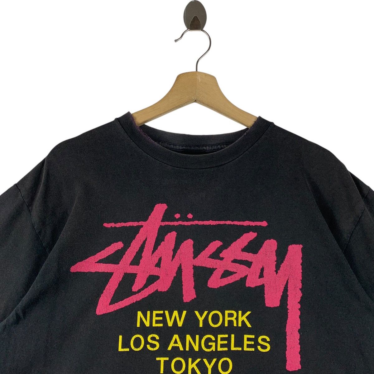 Stussy × Vintage Vintage distressed STUSSY Tour big logo tee Size US L / EU 52-54 / 3 - 2 Thumbnail