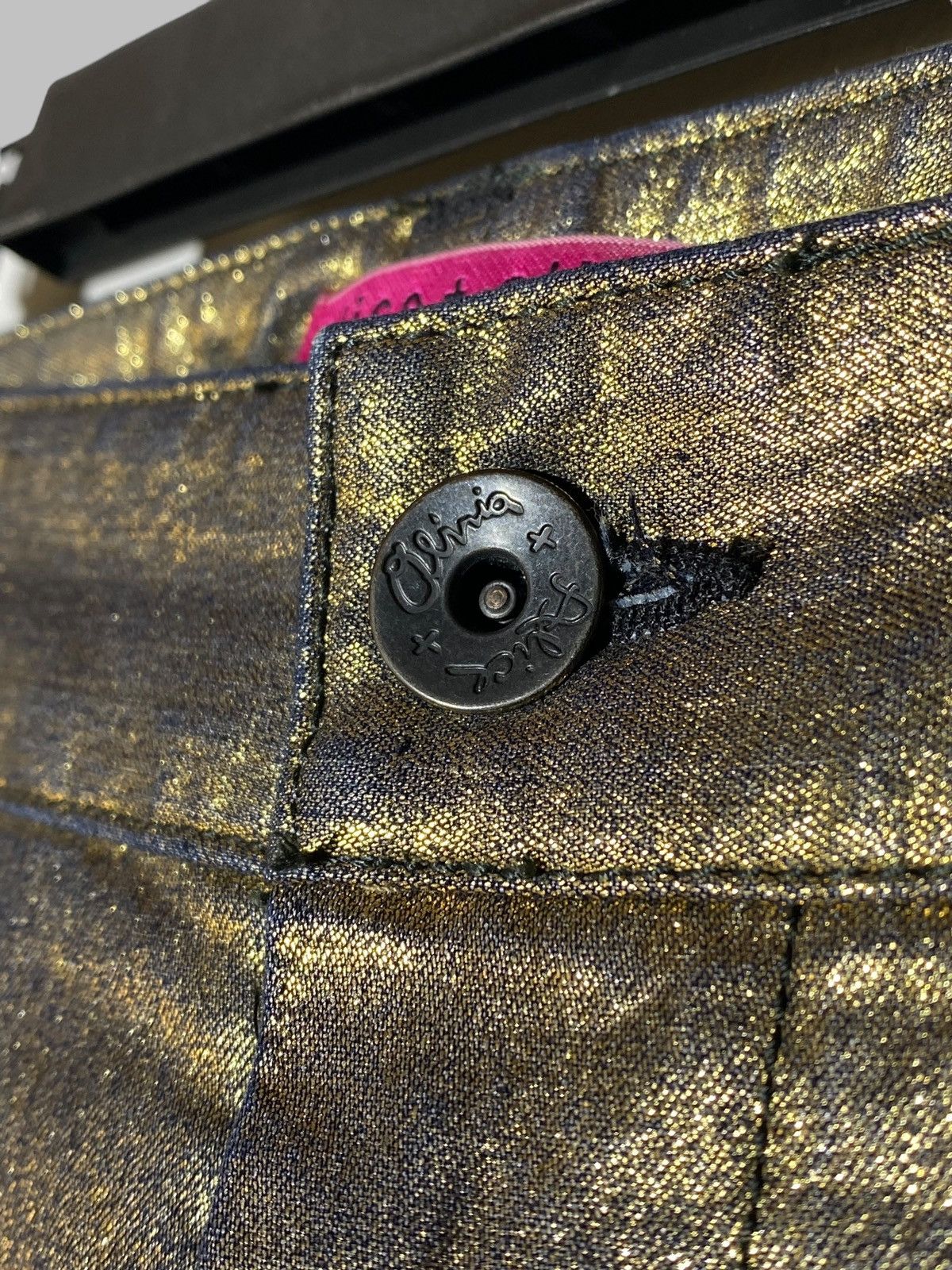 Alice + Olivia Alice + Olivia Shimmer Gold Women’s Pants Made In USA Size 30" / US 8 / IT 44 - 18 Thumbnail