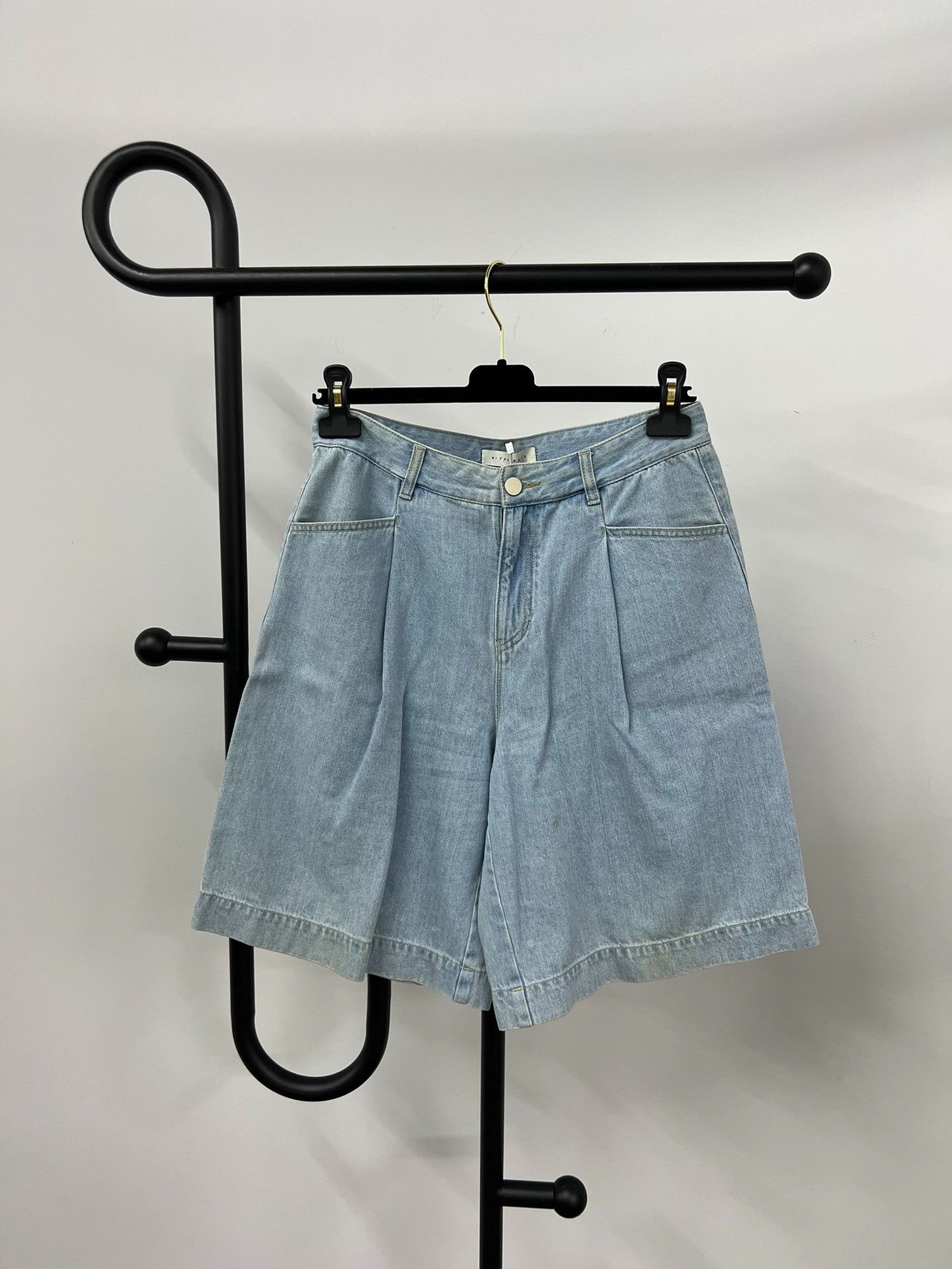 MITTAN MITHRIDATE Light Blue Denim Bermuda Shorts Size 42" / US 20 - 1 Thumbnail