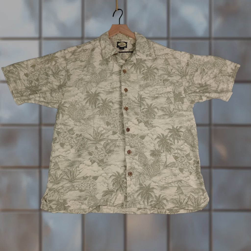 Tommy Bahama Tommy Bahama Shirt Mens M Beige Hawaiian Floral Button-Up Camp Pineapple Casual Travel Size US M / EU 48-50 / 2 - 1 Thumbnail