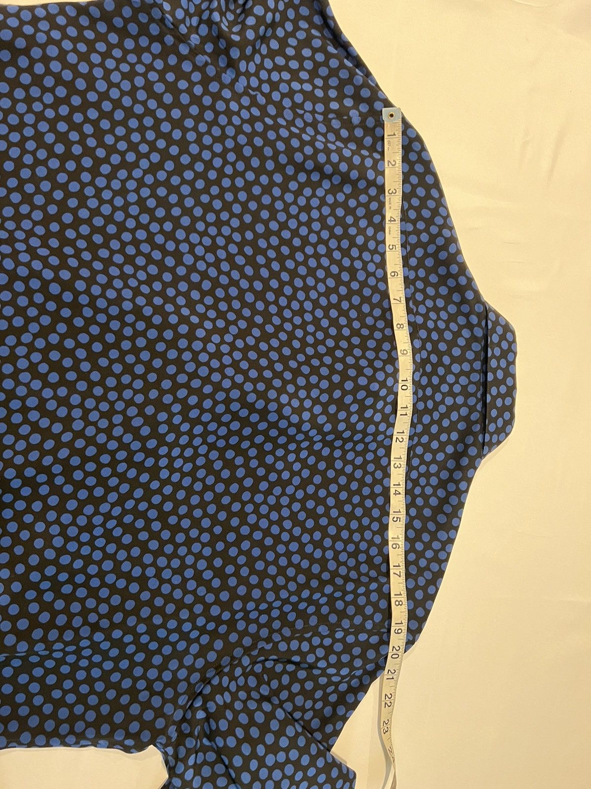 Saint Laurent Paris Saint Laurent silk loose fit dot shirt. 43/17. $1290 Size US XL / EU 56 / 4 - 8 Thumbnail