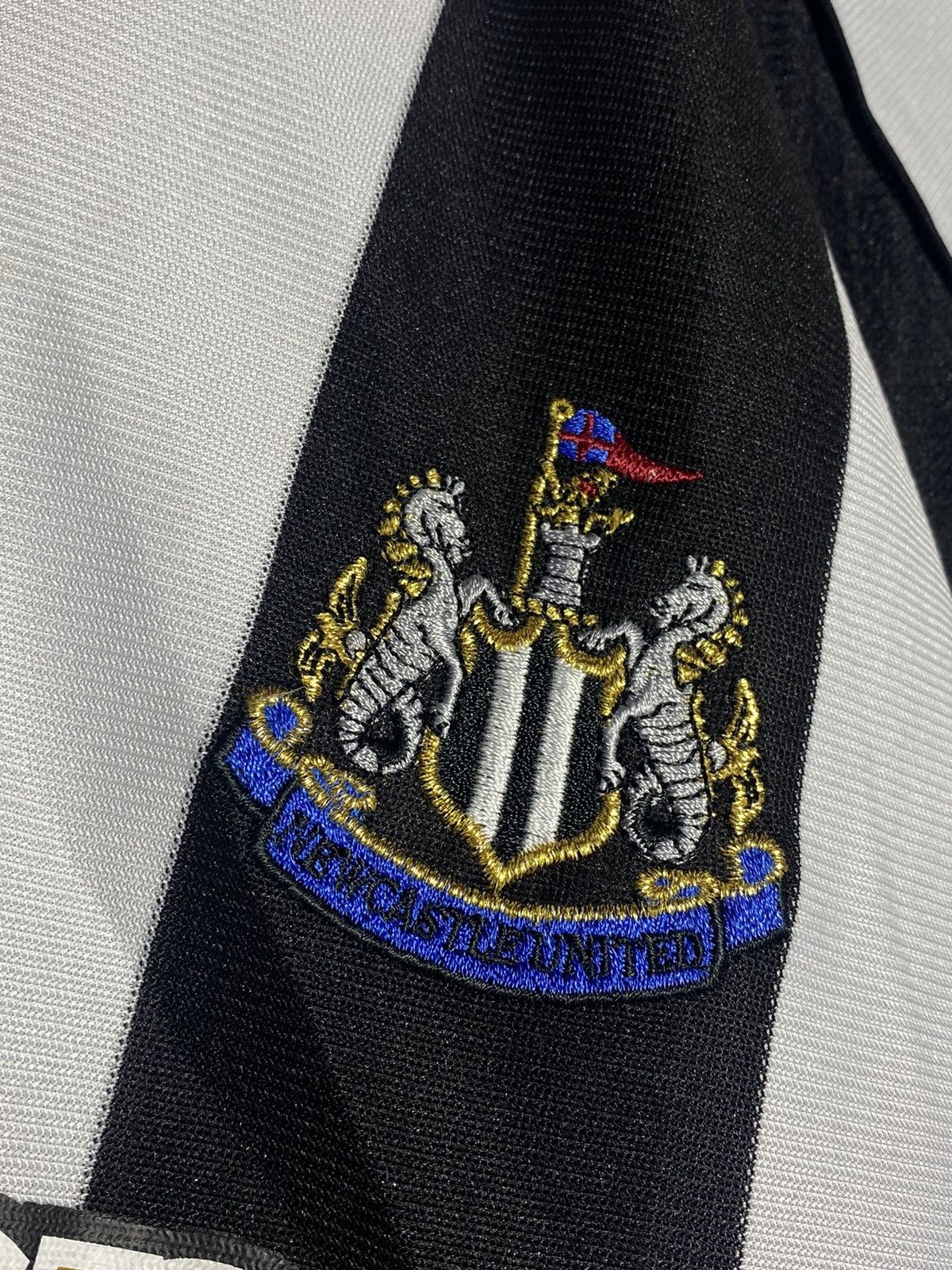 Adidas × Vintage Vintage Adidas Newcastle United Hype Y2k Blokecore Jersey Size US M / EU 48-50 / 2 - 6 Thumbnail