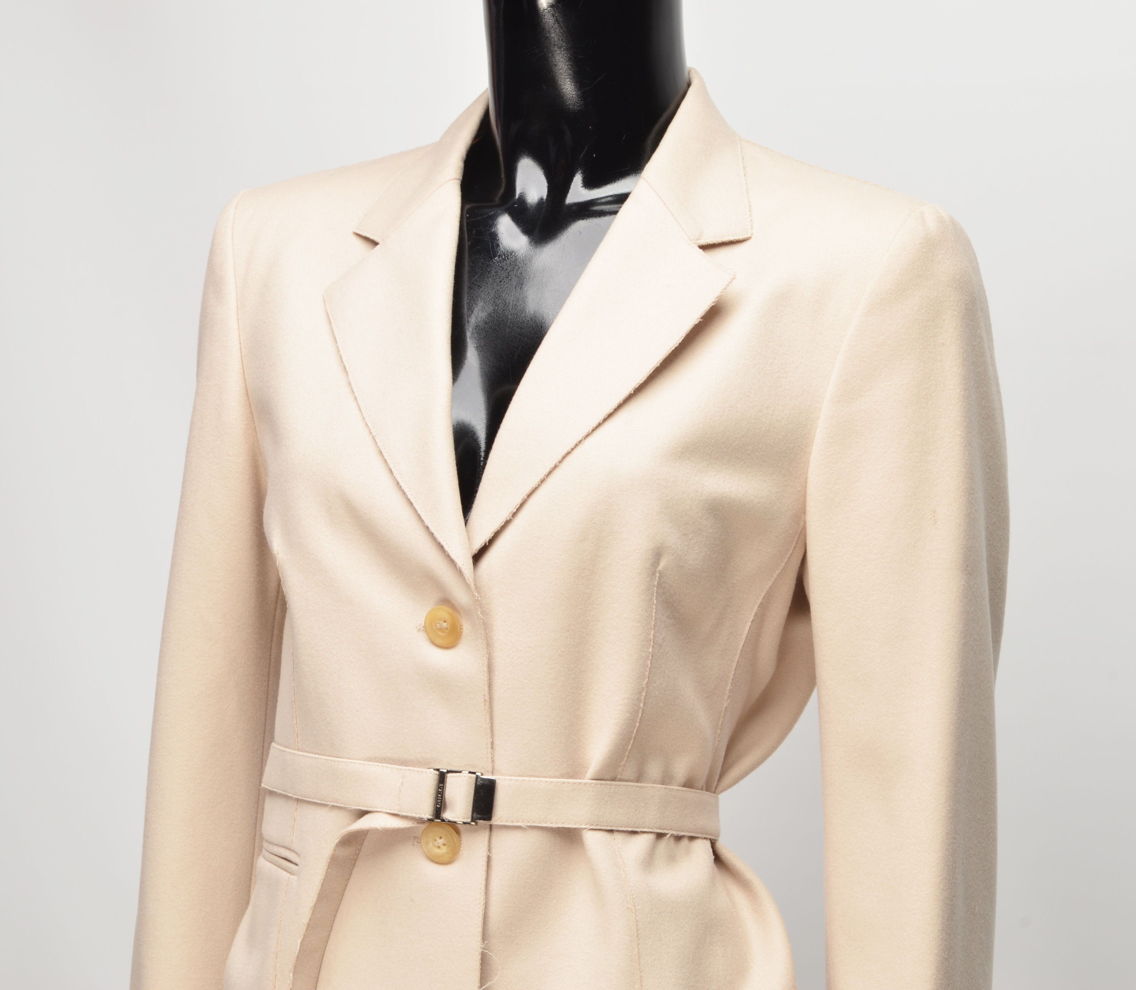 Gucci Gucci Tom Ford Era Raw Edge Belted Cream Tailored Blazer Size S / US 4 / IT 40 - 2 Thumbnail