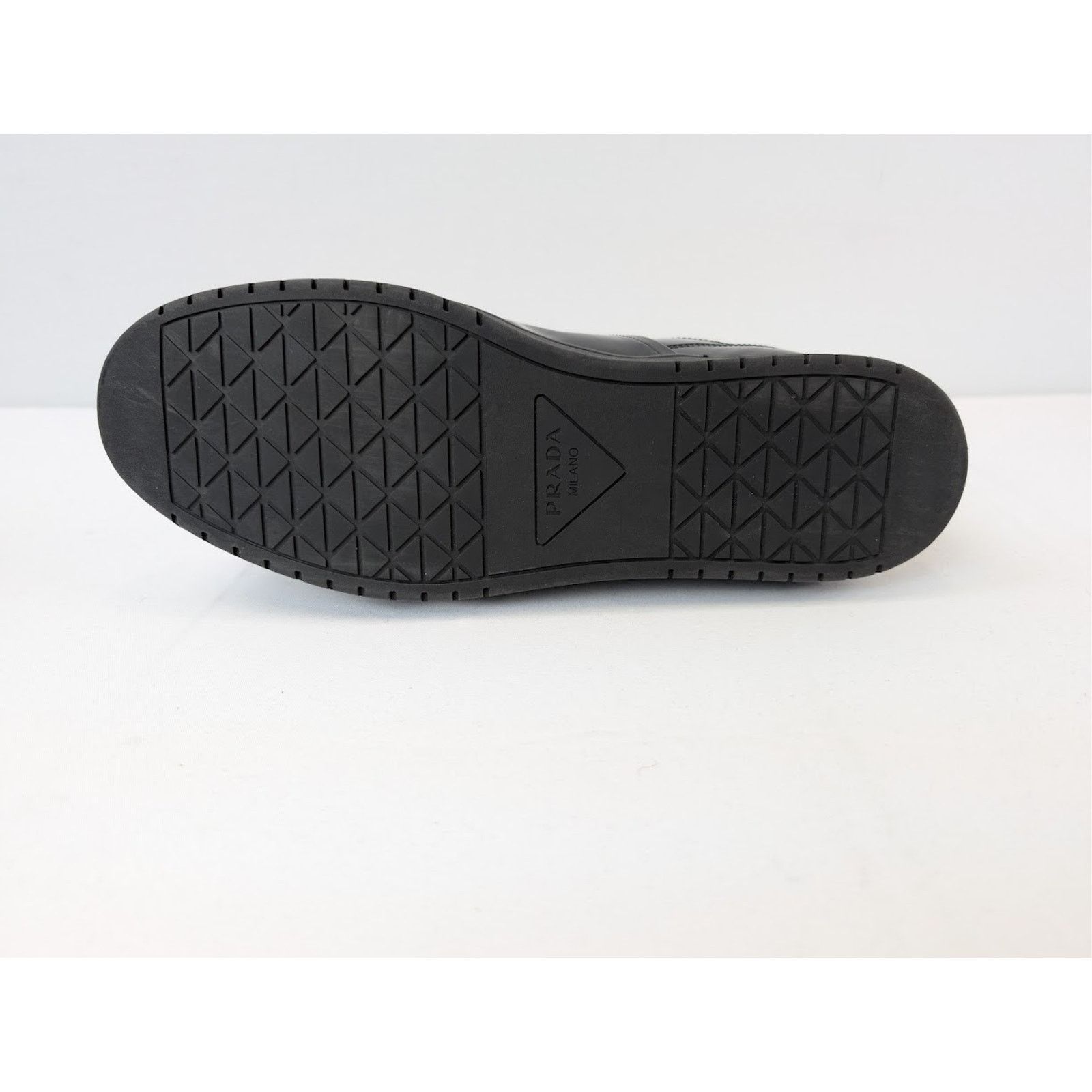 Prada o1rshd1 Calzature Uomo Low-Top Sneakers in Nero Size US 9 / EU 42 - 13 Thumbnail