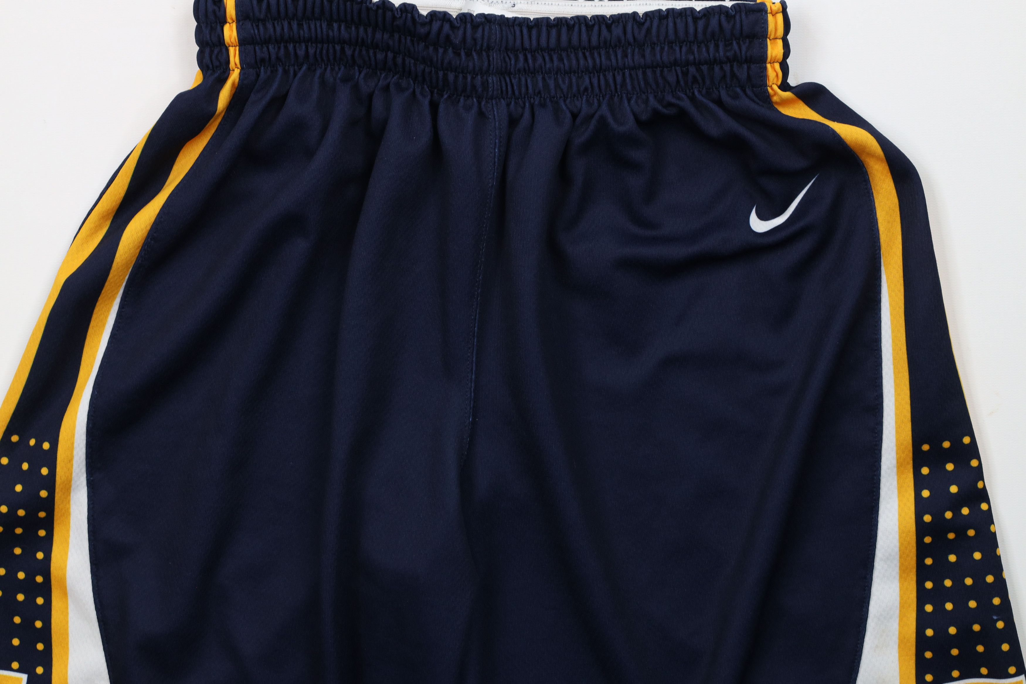 Nike × Vintage Nike Issued University of Toledo Basketball Shorts Blue Size US 30 / EU 46 - 3 Thumbnail