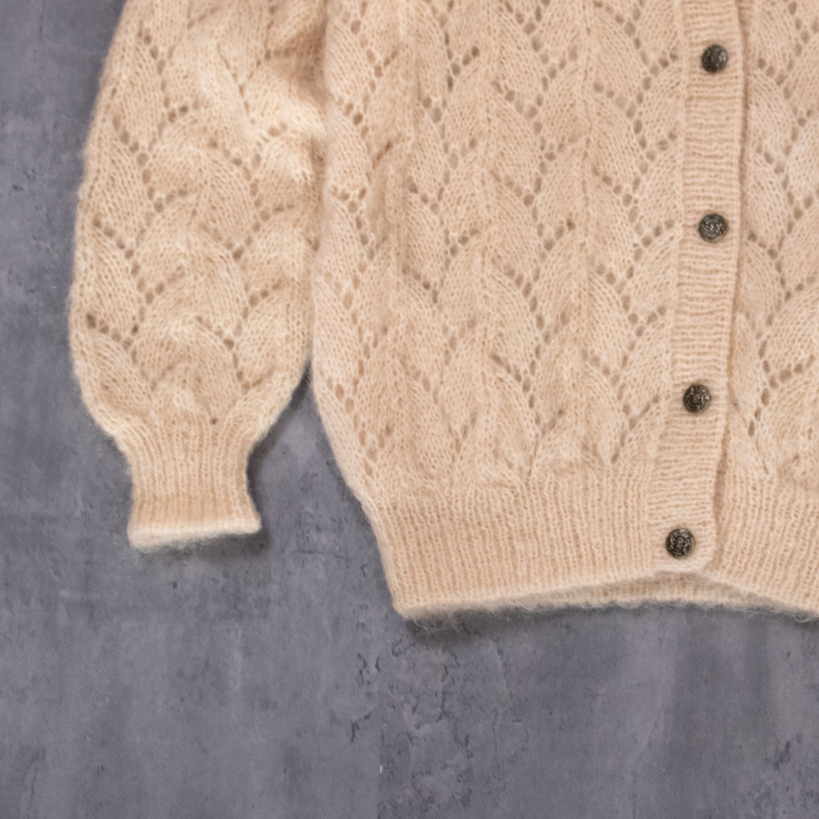 Japanese Brand Vintage VTG 1980's Mohair Cable Knit Baggy Oversize Cardigan Size US M / EU 48-50 / 2 - 3 Thumbnail